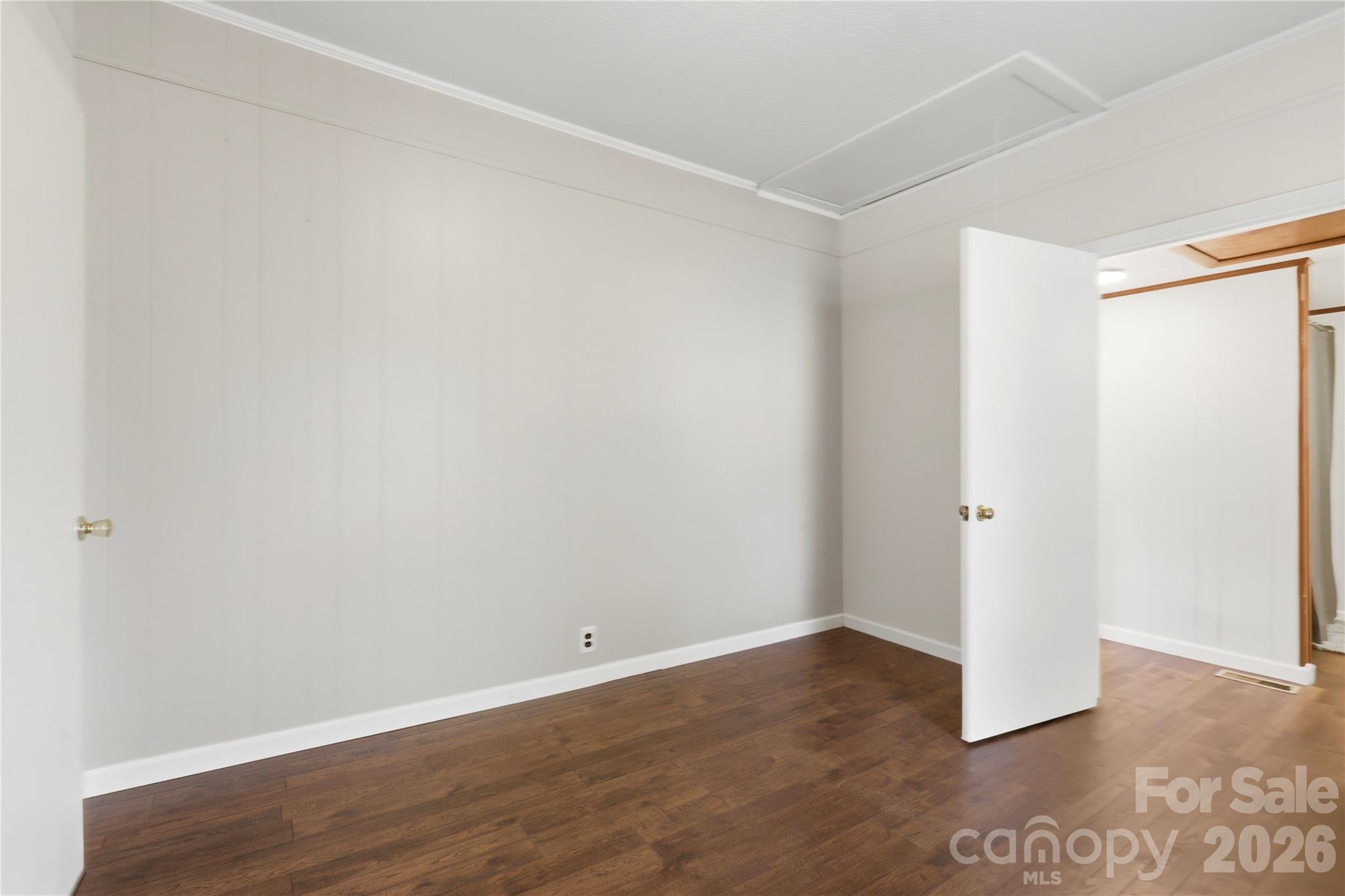 1013 7th Street NE — Hickory