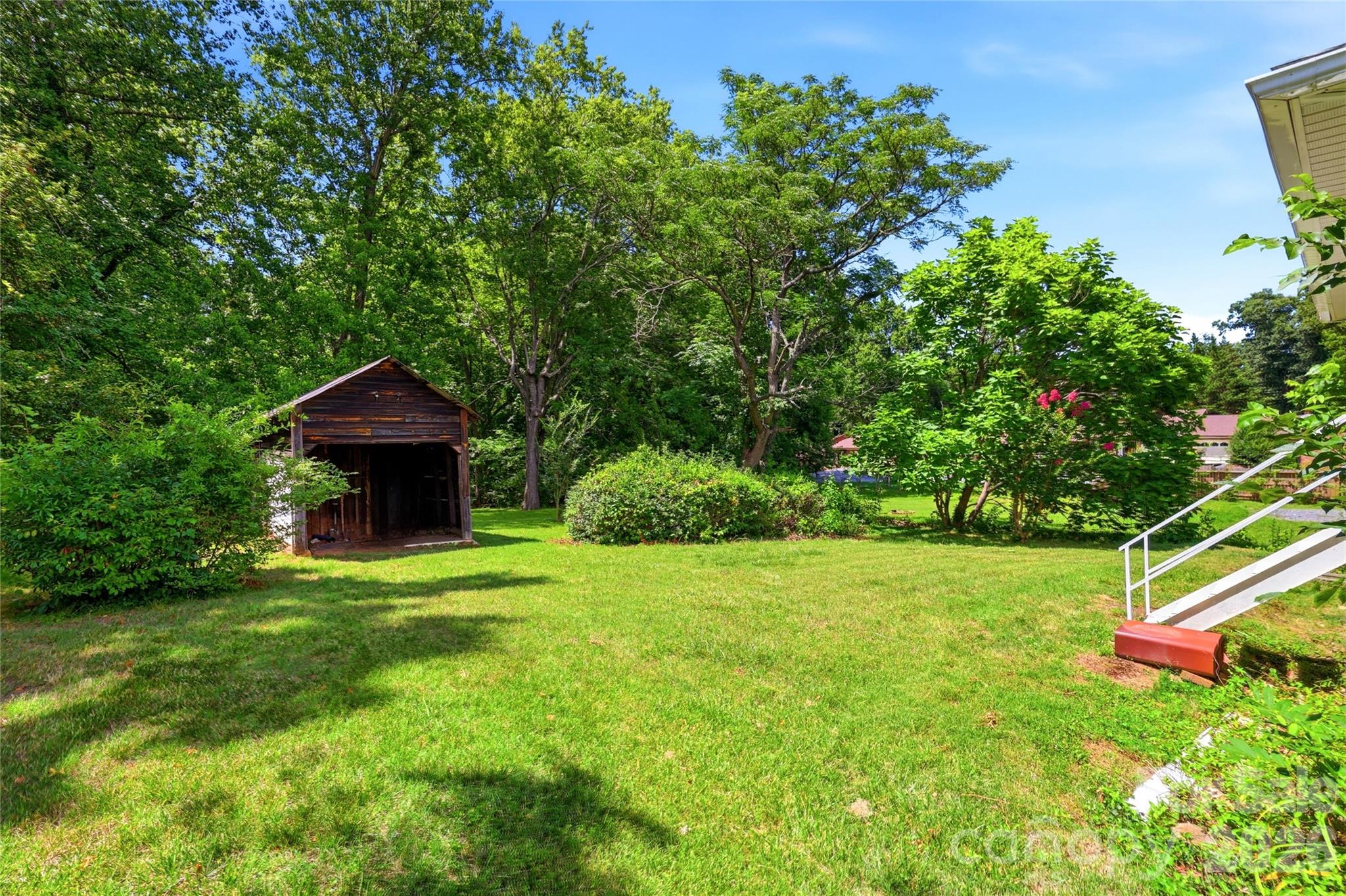 1013 7th Street NE — Hickory