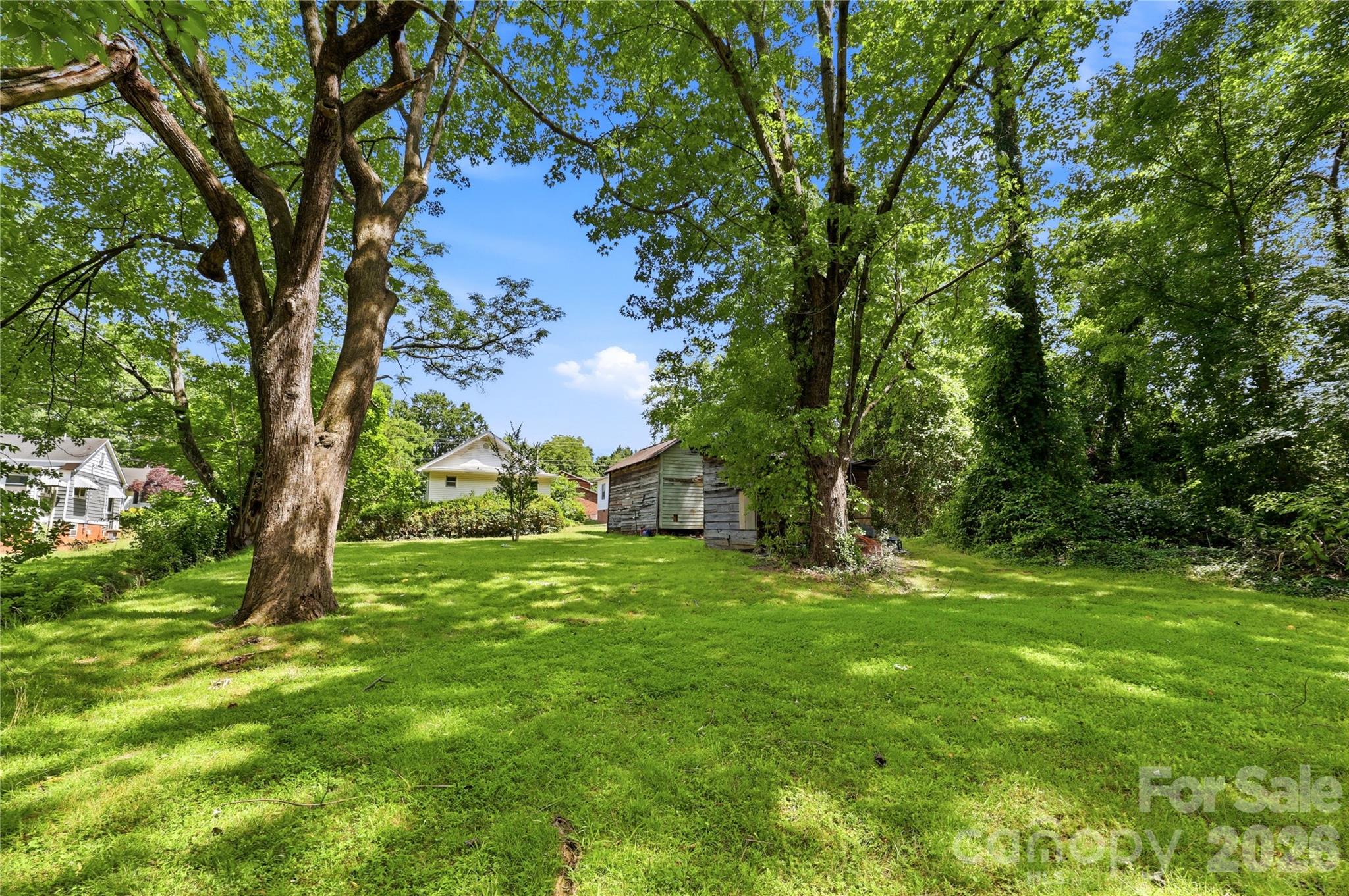 1013 7th Street NE — Hickory