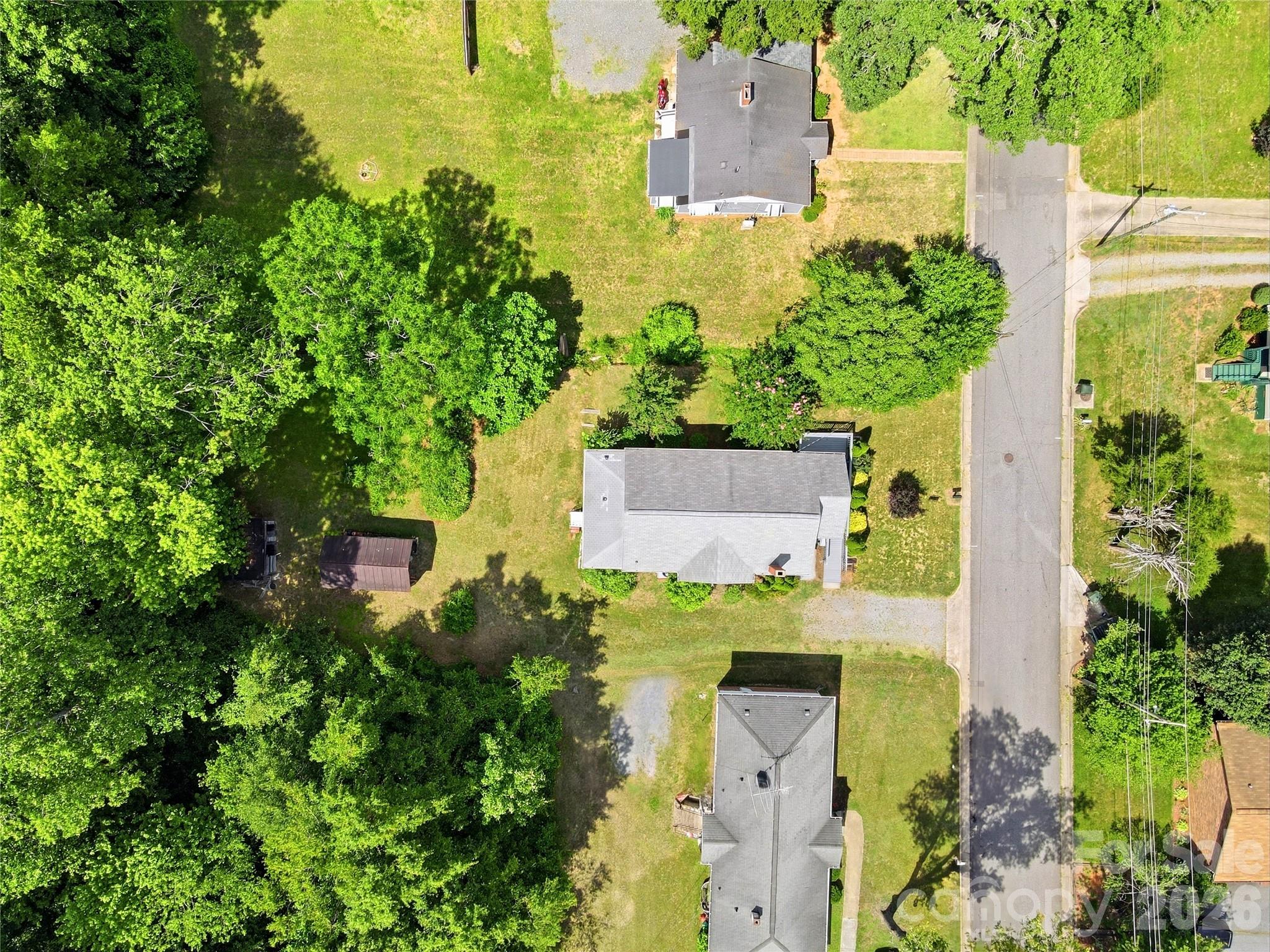 1013 7th Street NE — Hickory