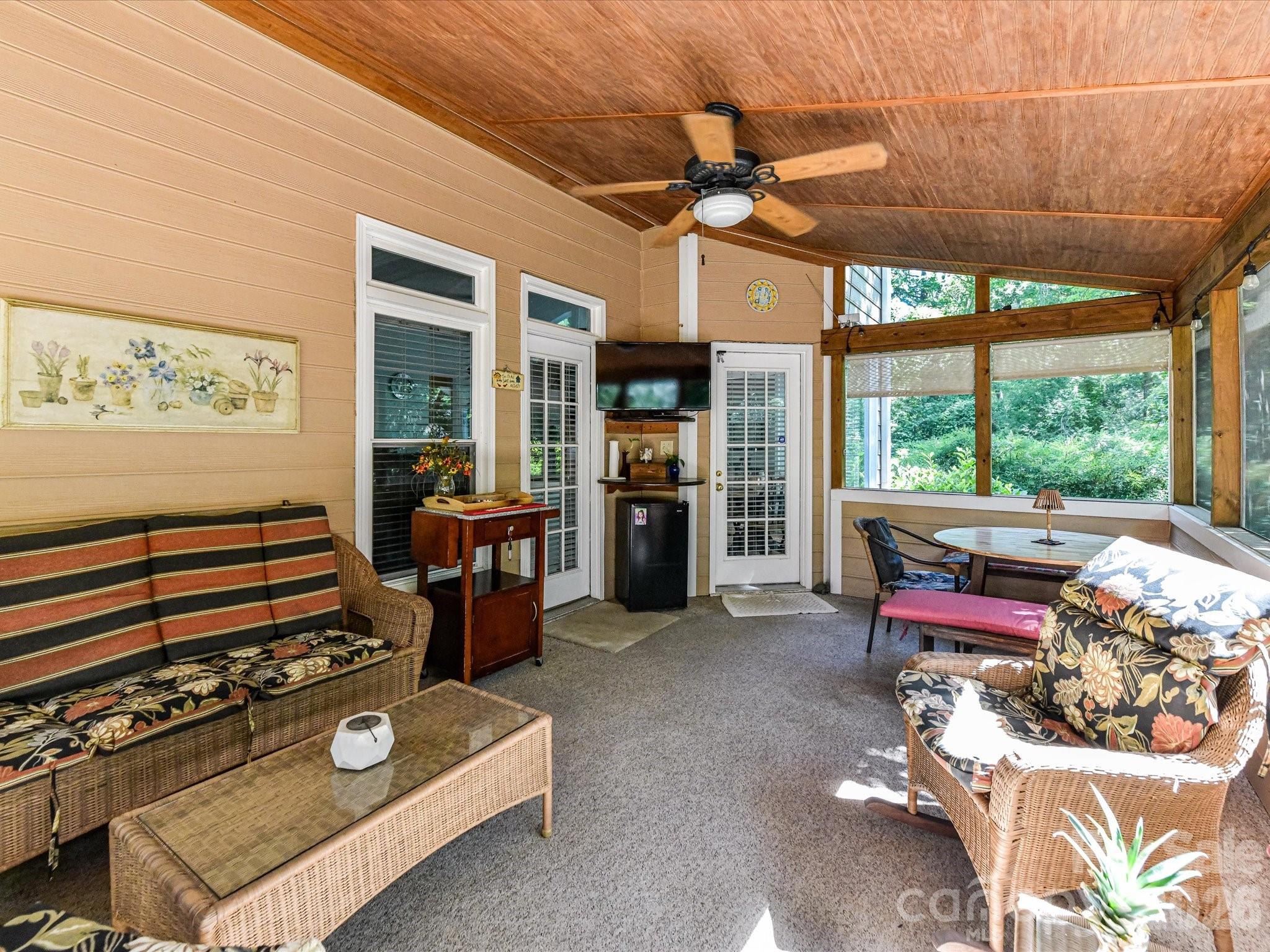 4411 Poplar Grove Drive — Charlotte