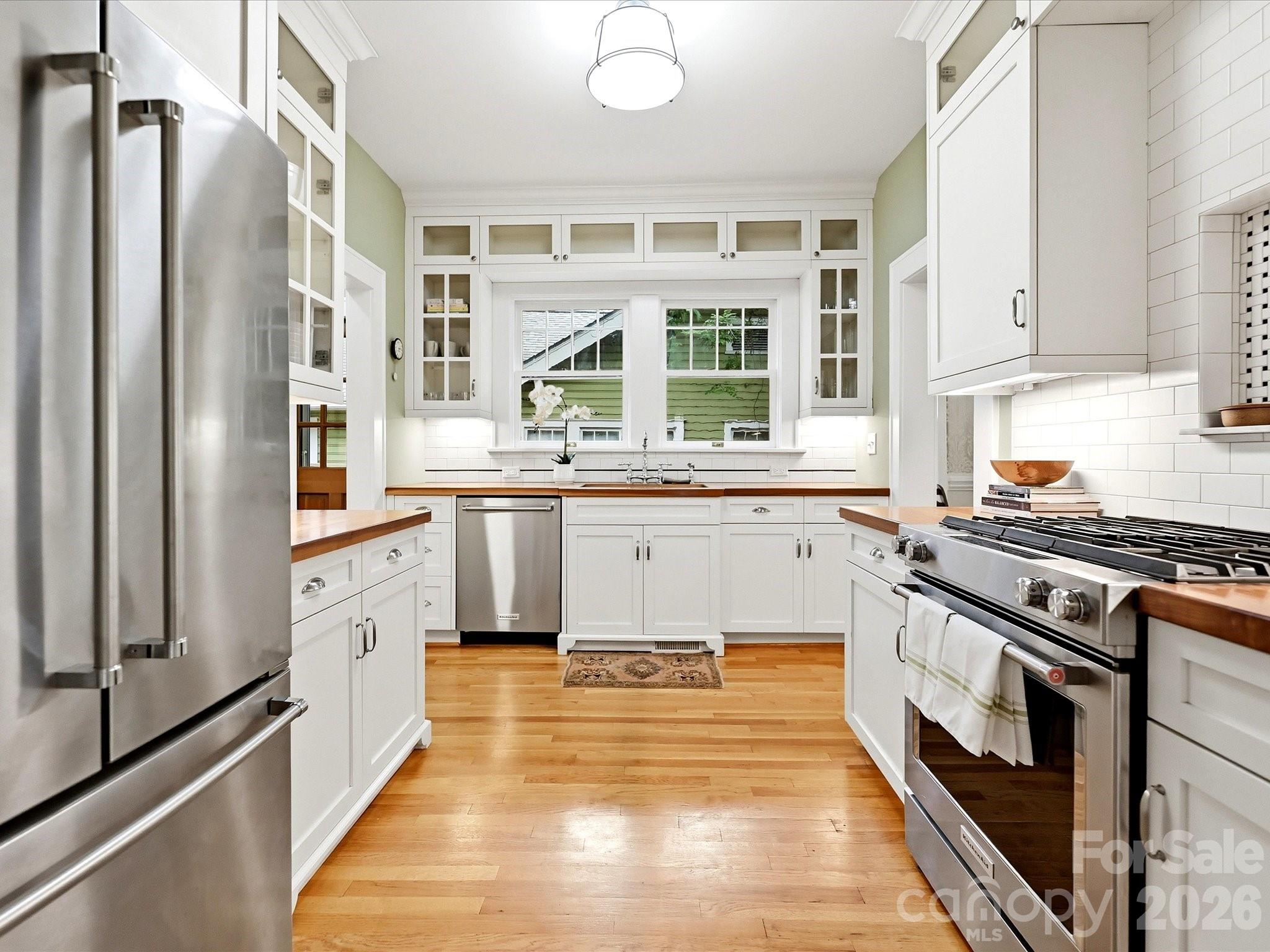 2201 Sarah Marks Avenue — Charlotte