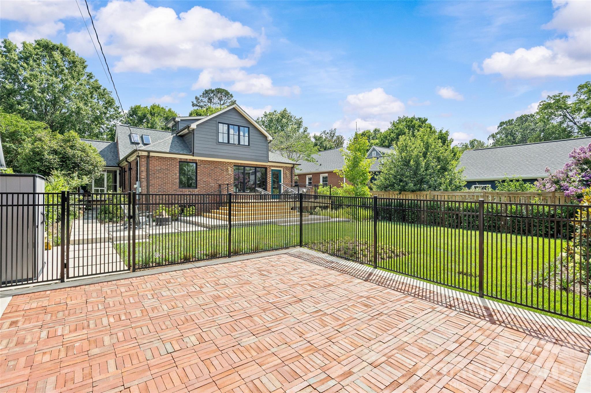 2509 Belvedere Avenue — Charlotte