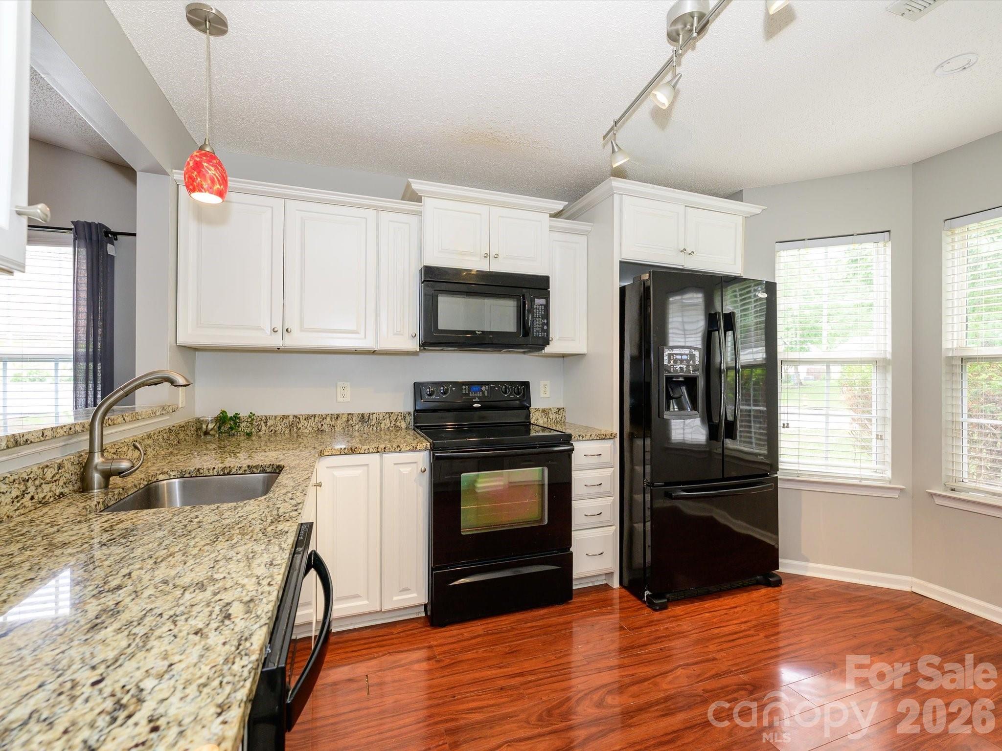 4821 Renfrew Drive — Concord