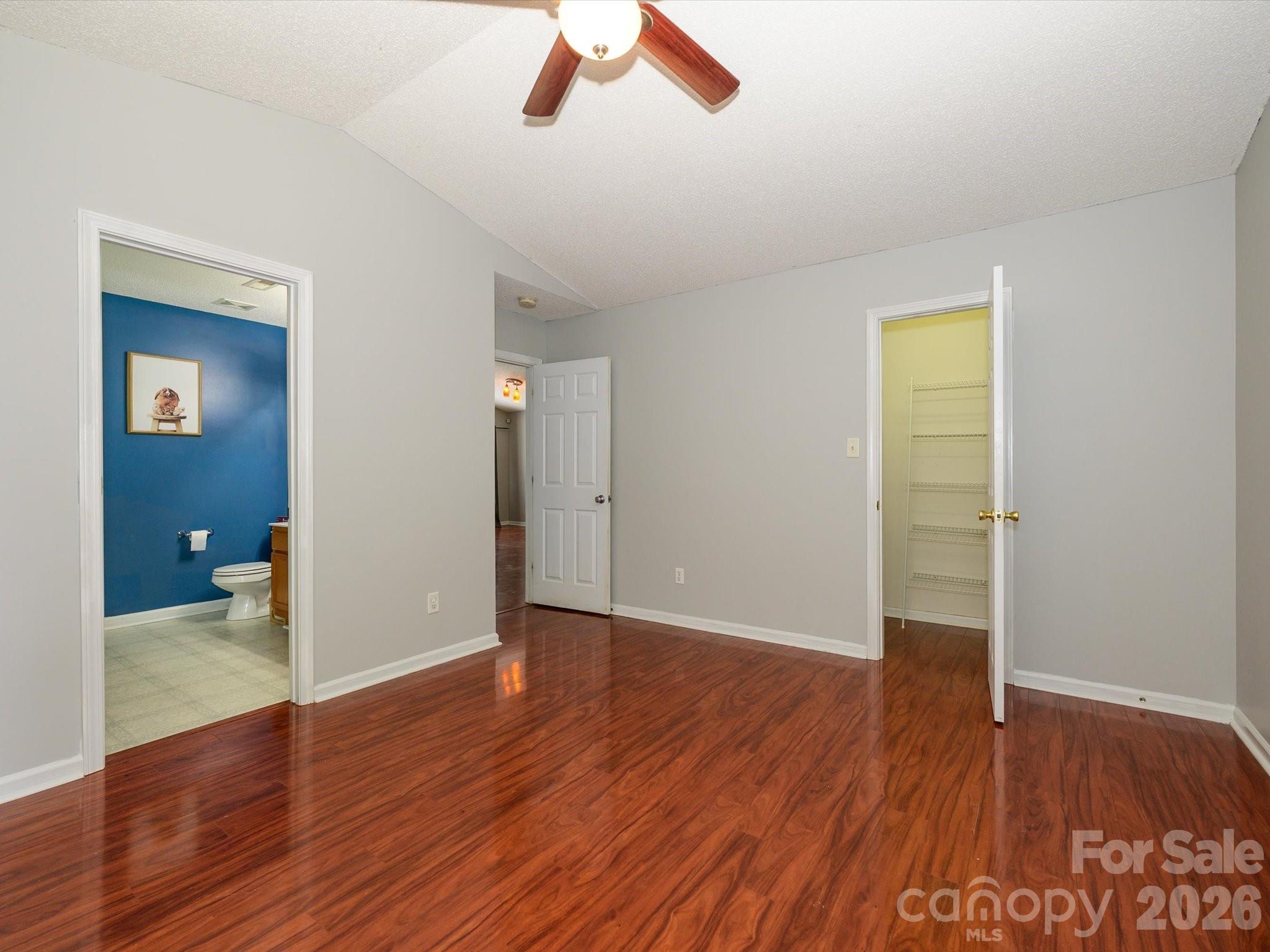 4821 Renfrew Drive — Concord