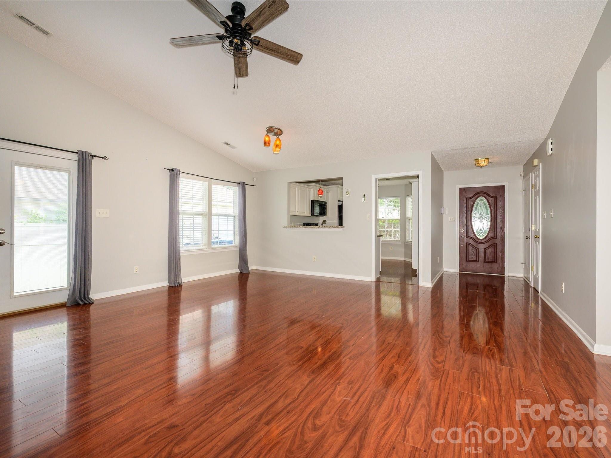 4821 Renfrew Drive — Concord