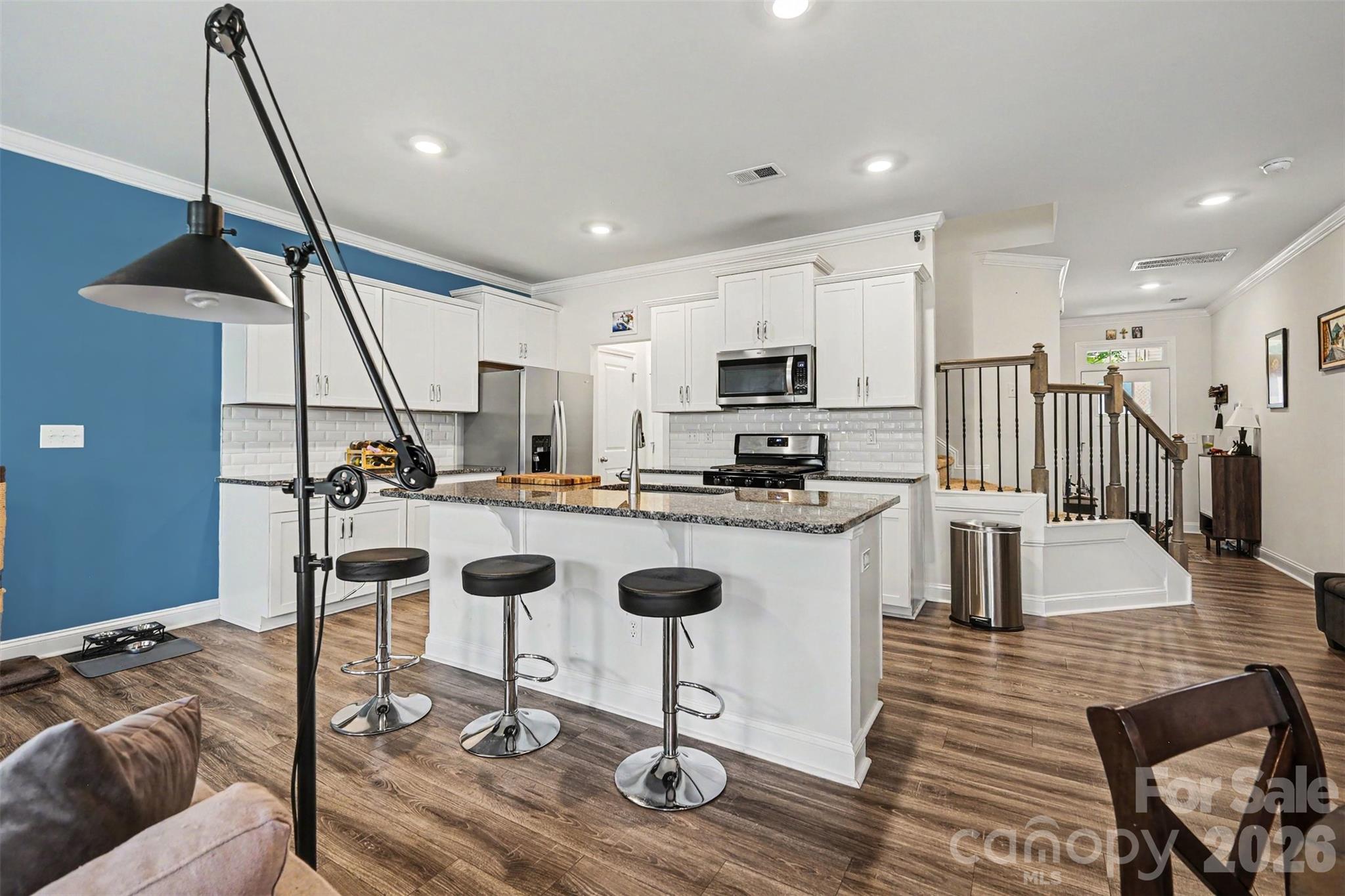 315 Bulrush Road — Clover