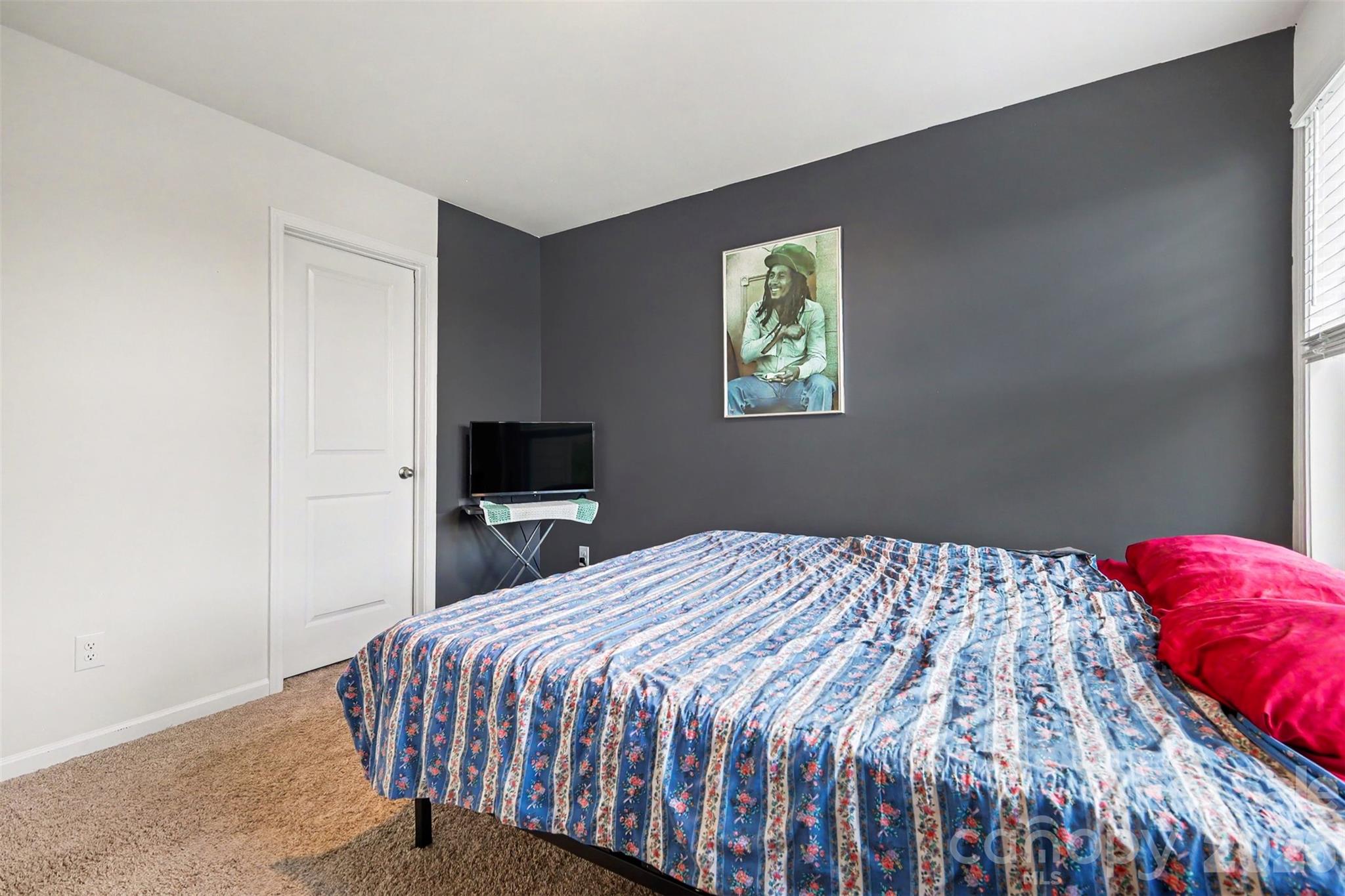 315 Bulrush Road — Clover