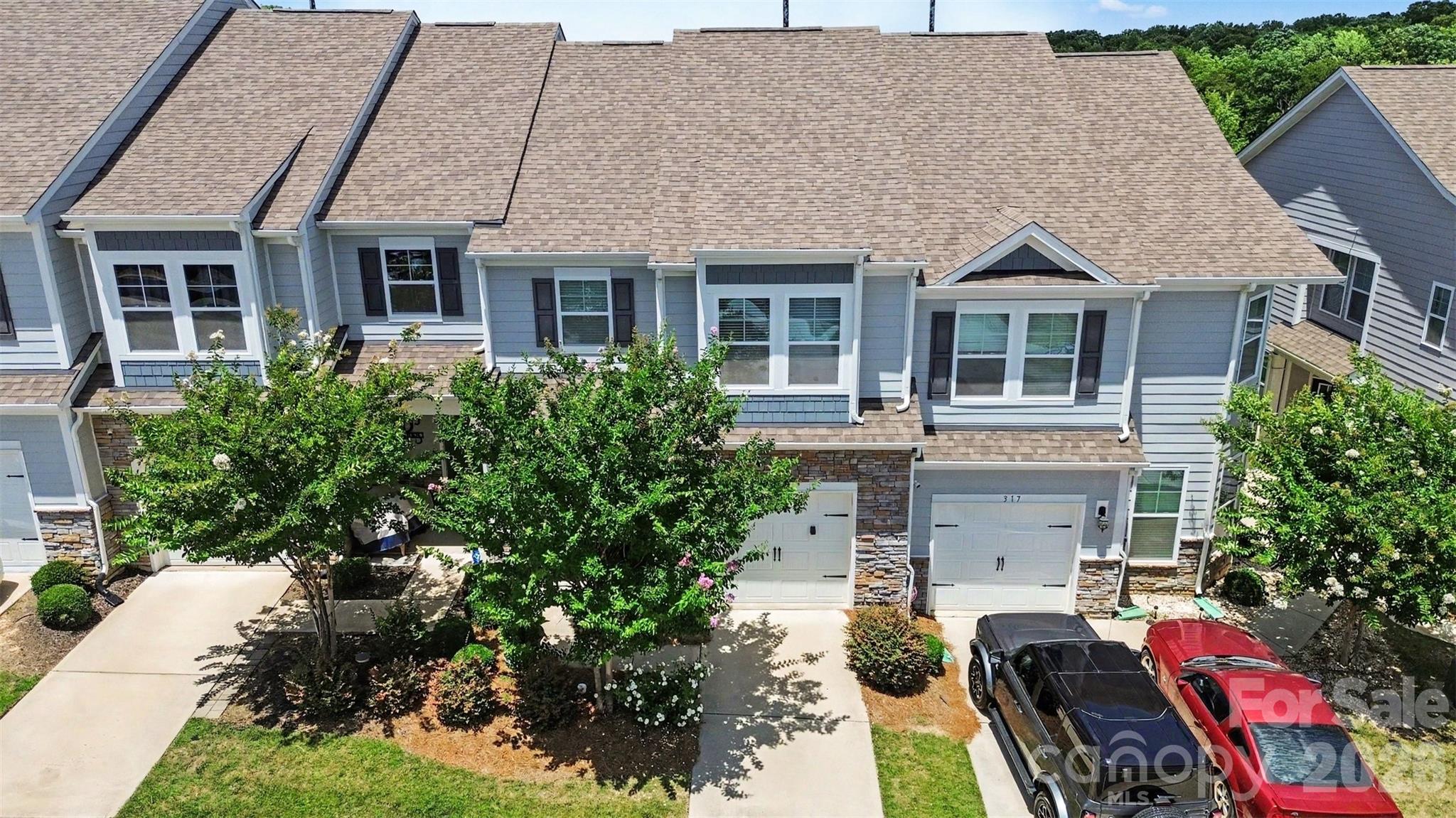 315 Bulrush Road — Clover