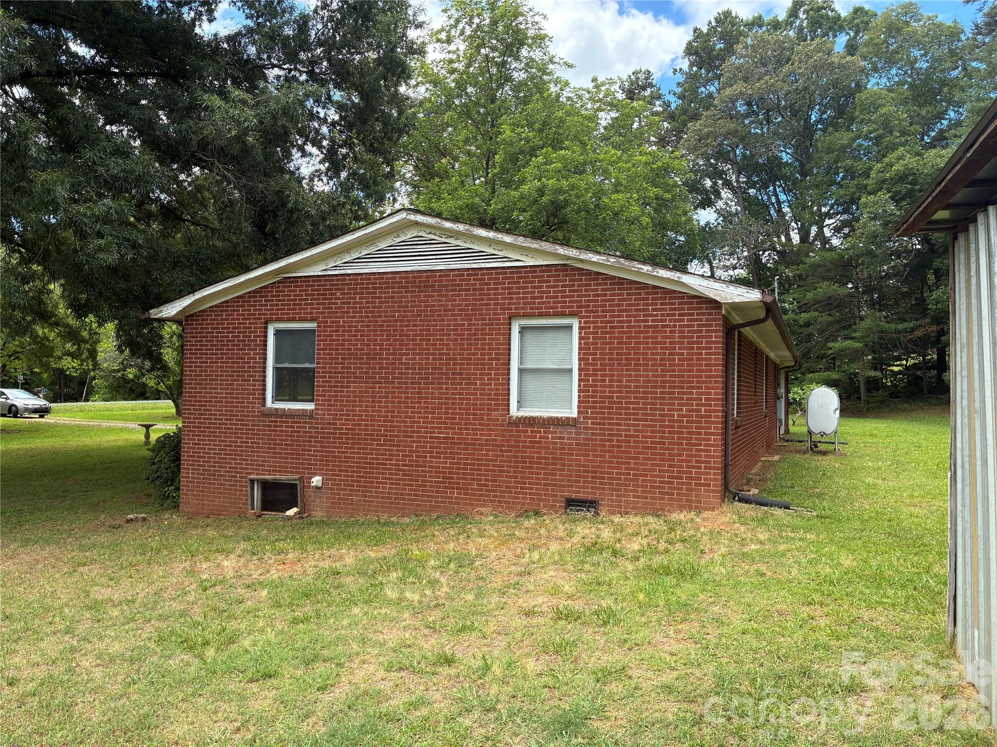 10663 Island Creek Road — Stanfield