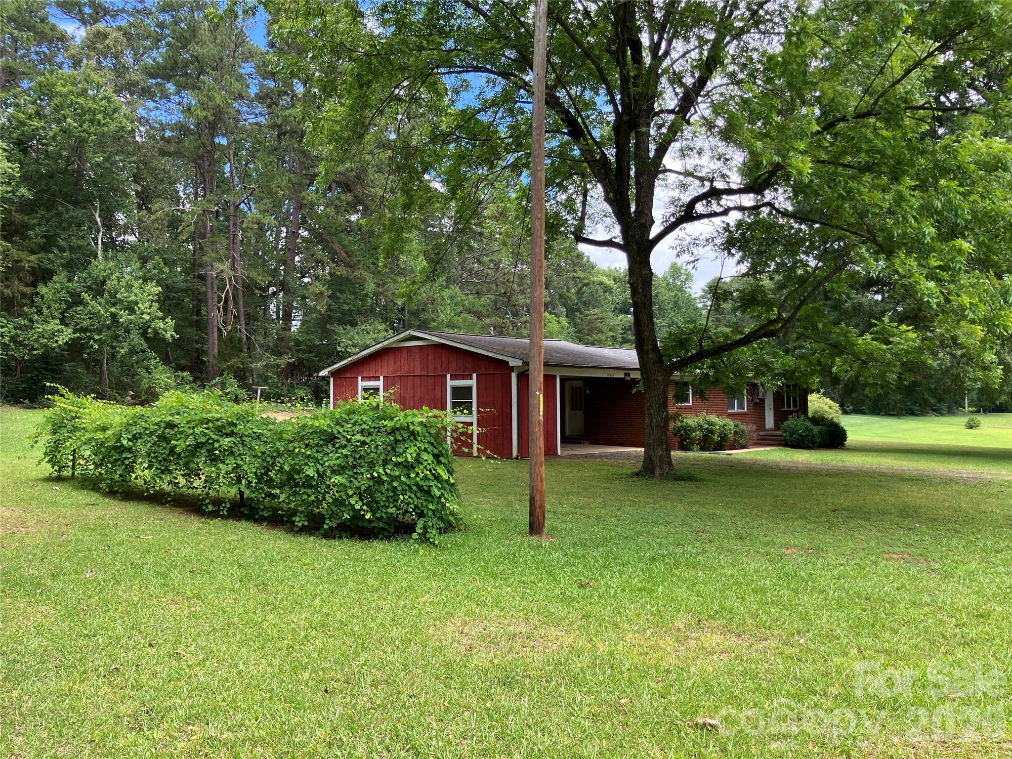 10663 Island Creek Road — Stanfield
