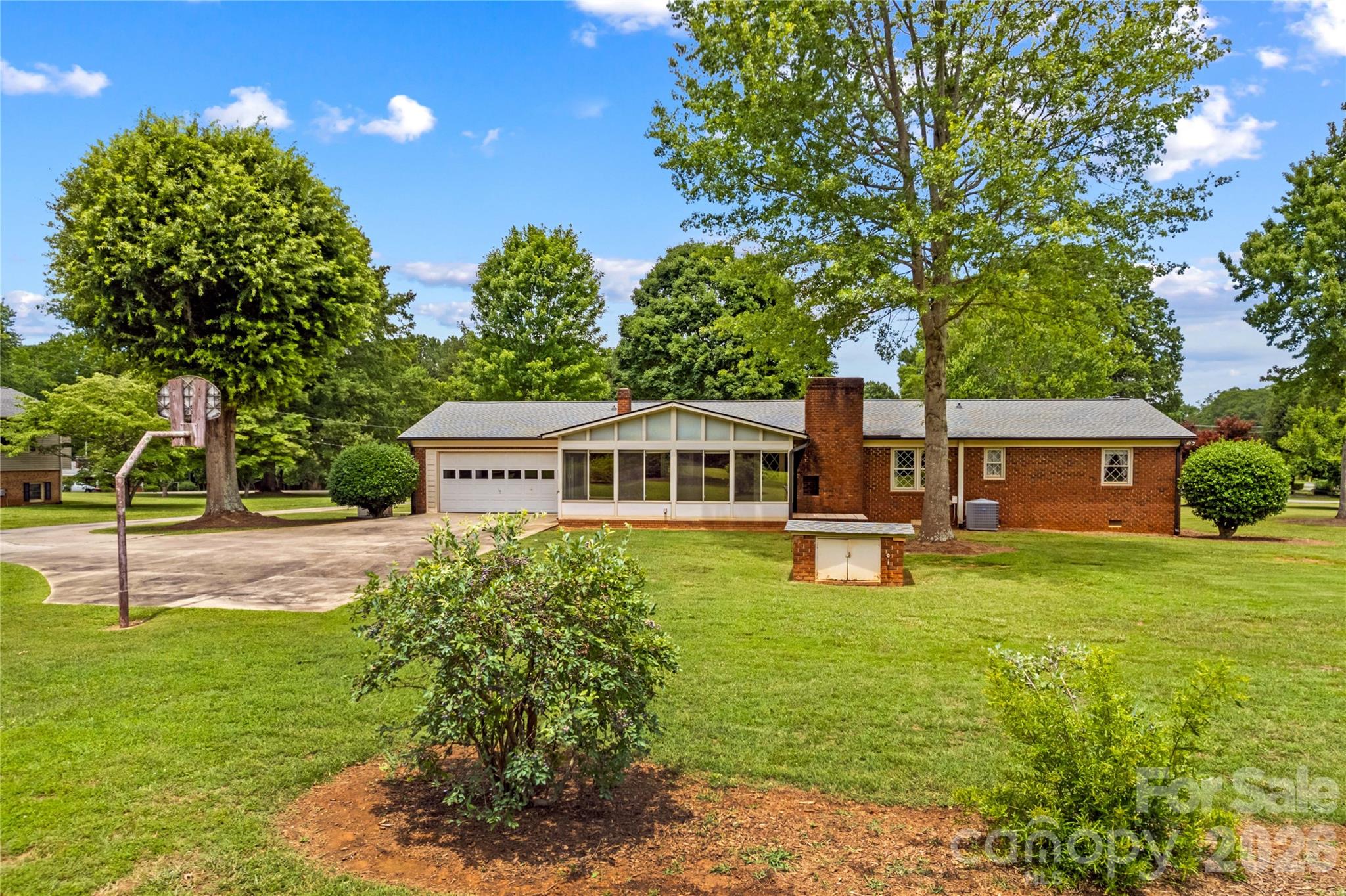 117 Fonda Road — Statesville