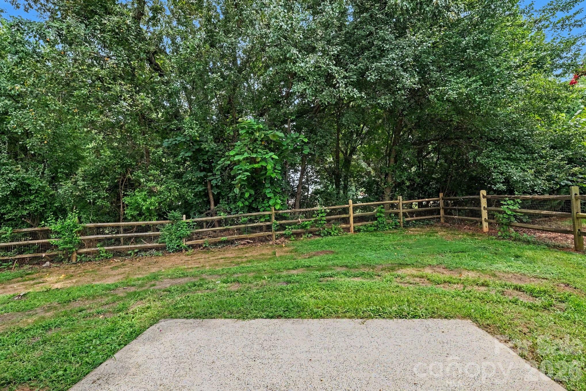 8401 Redstone View Drive — Charlotte
