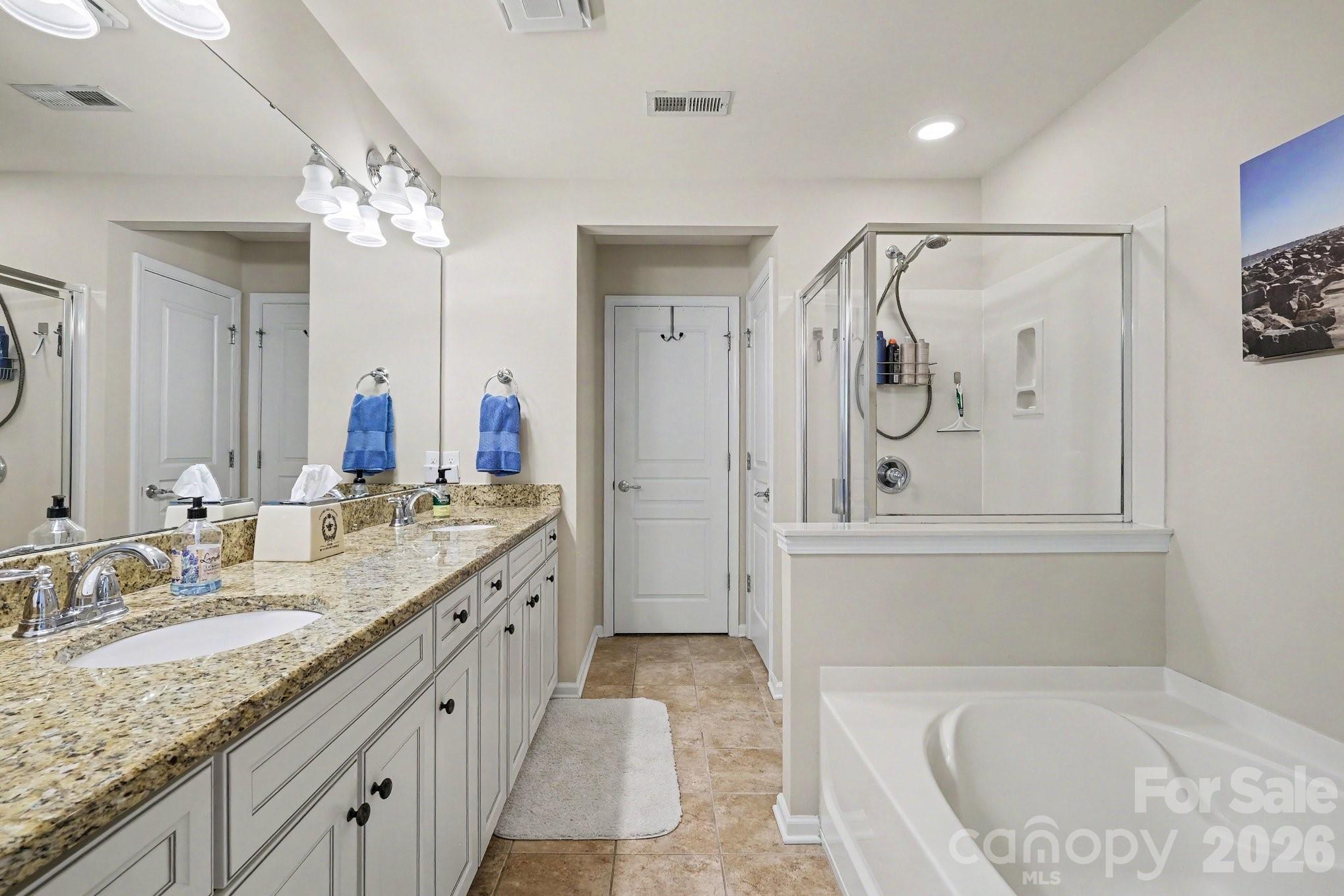 16247 Annahill Court — Charlotte
