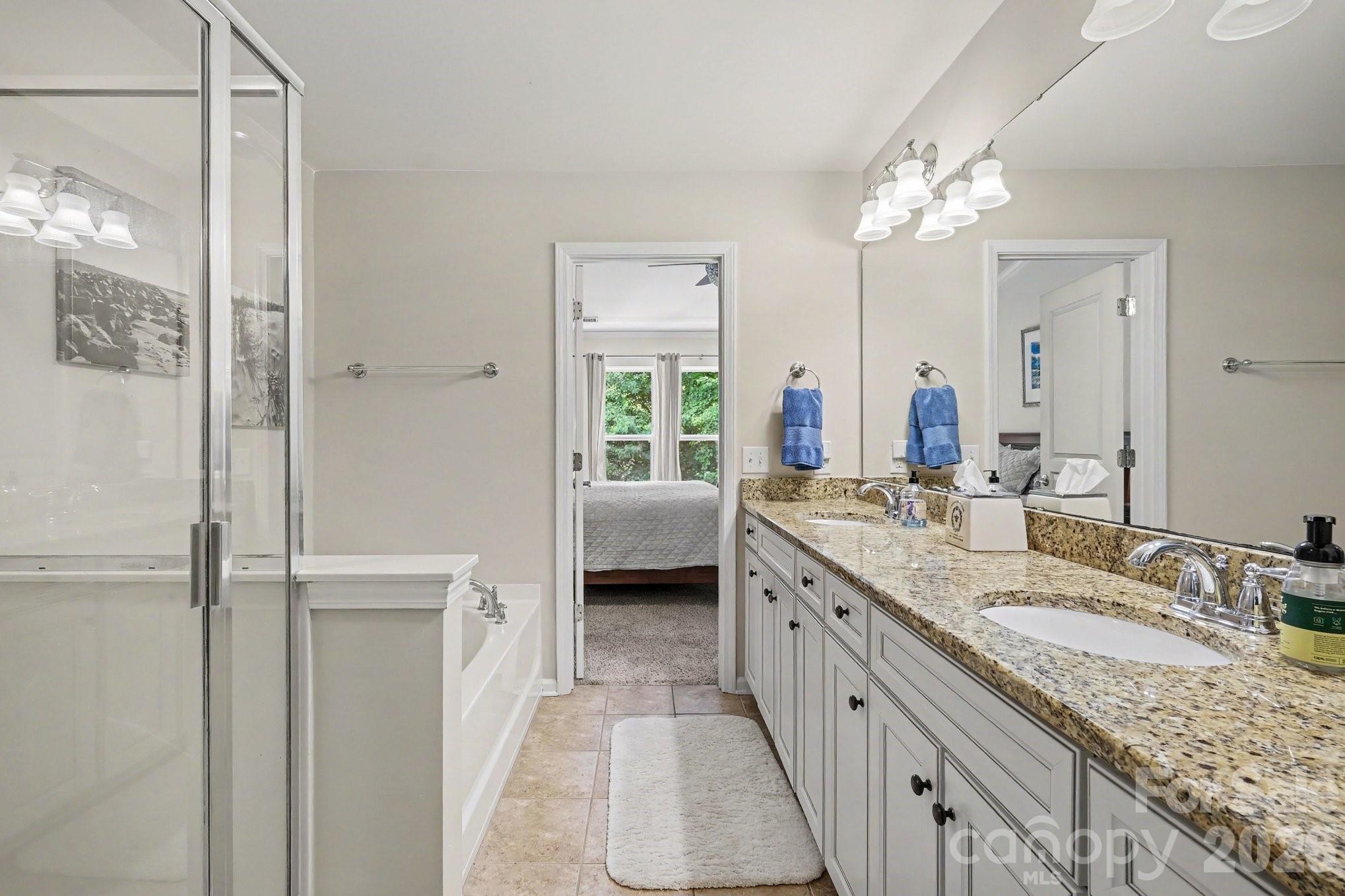 16247 Annahill Court — Charlotte