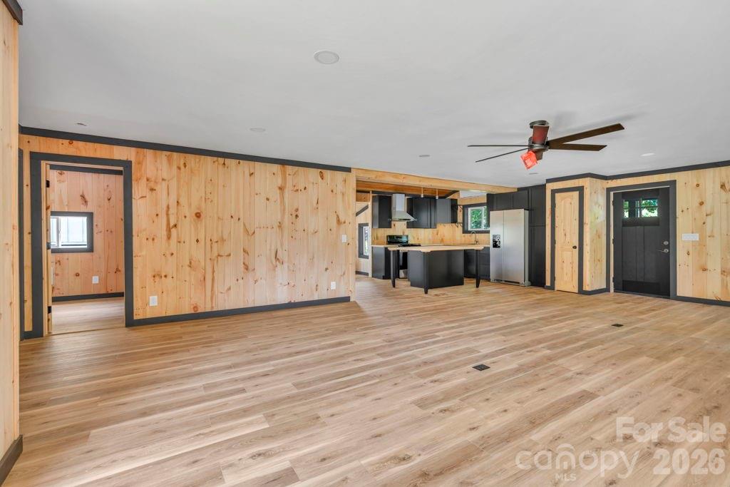 209 Meadow Loop — Newland