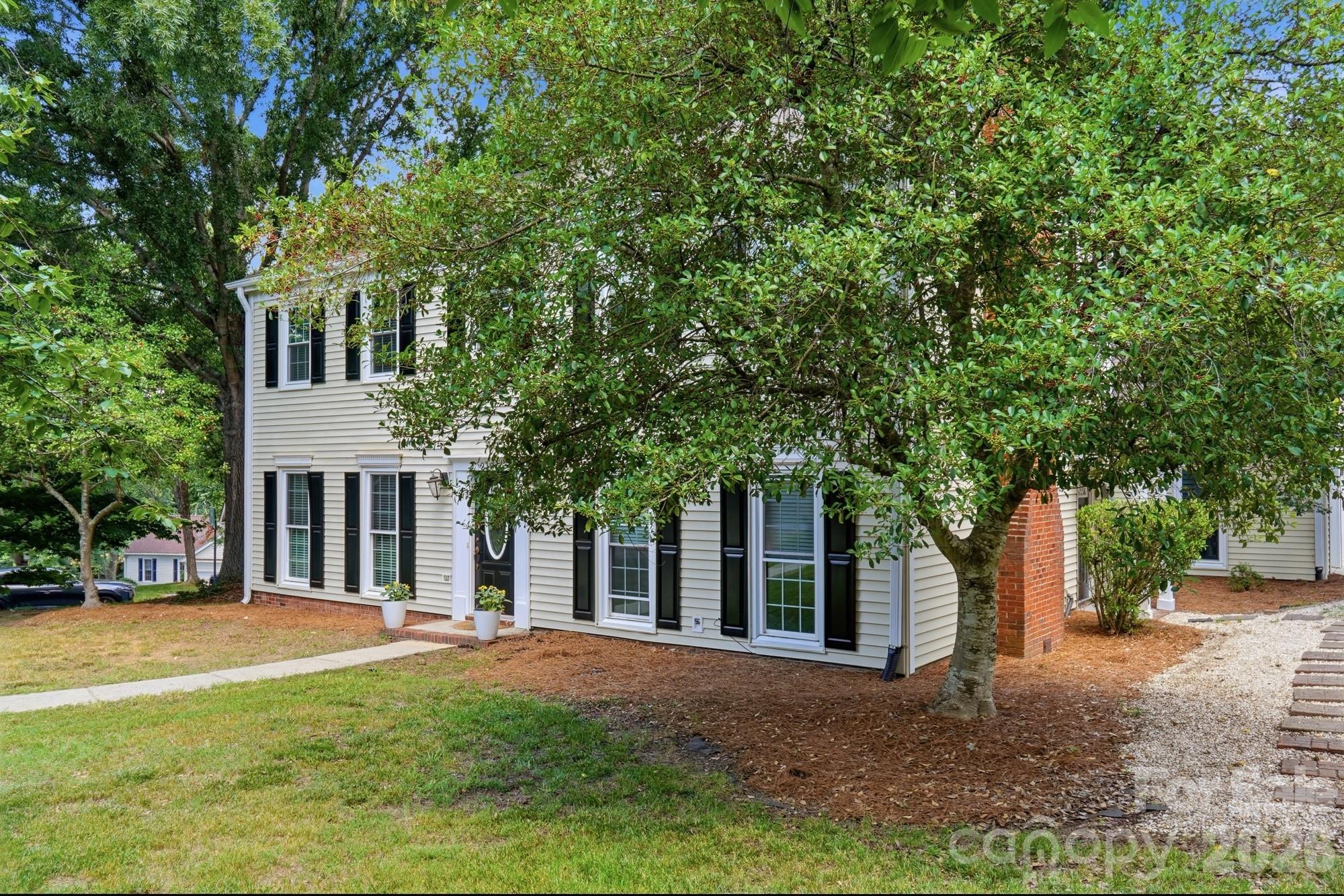 2106 Caleo Circle — Charlotte
