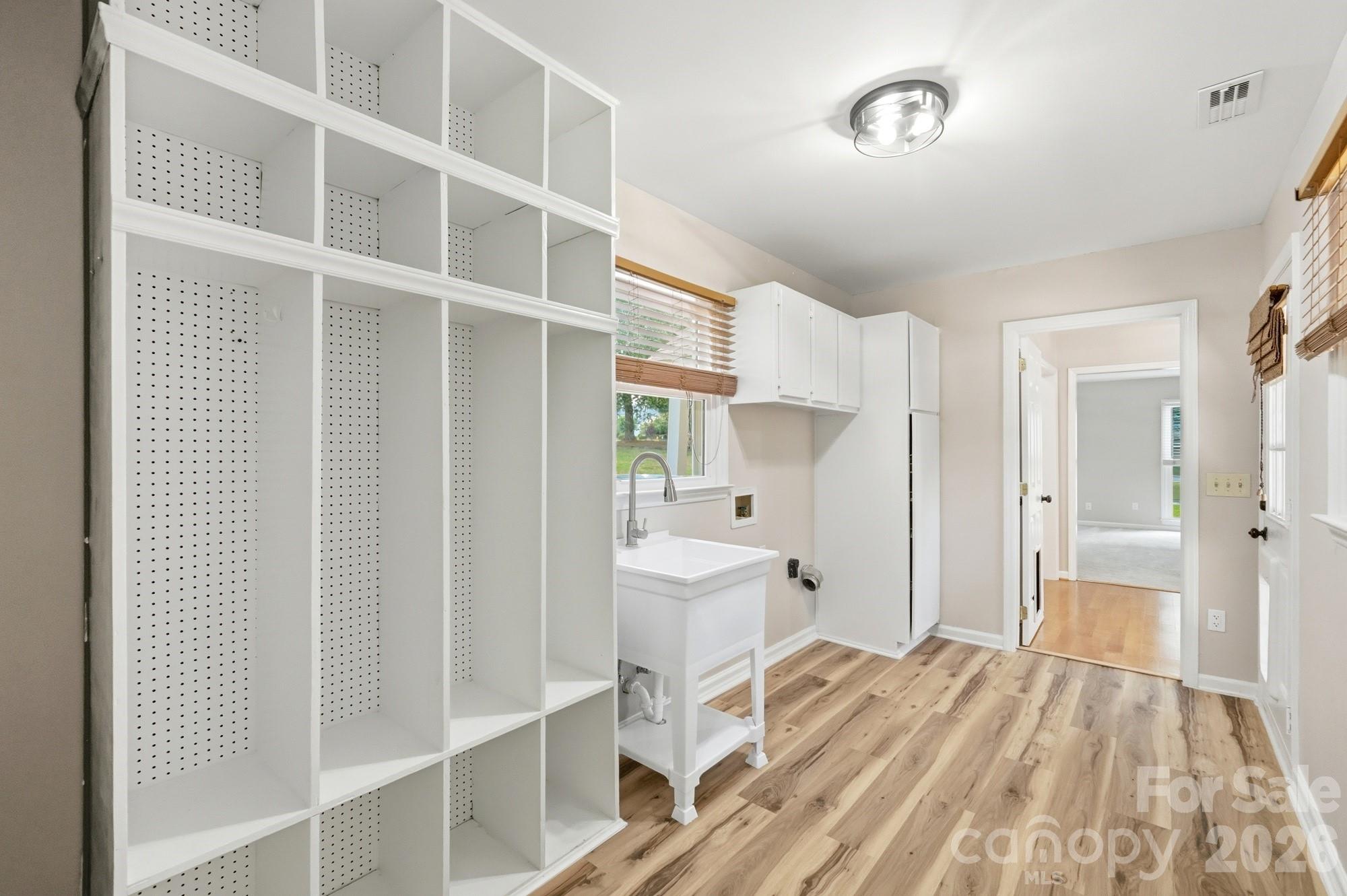 2106 Caleo Circle — Charlotte