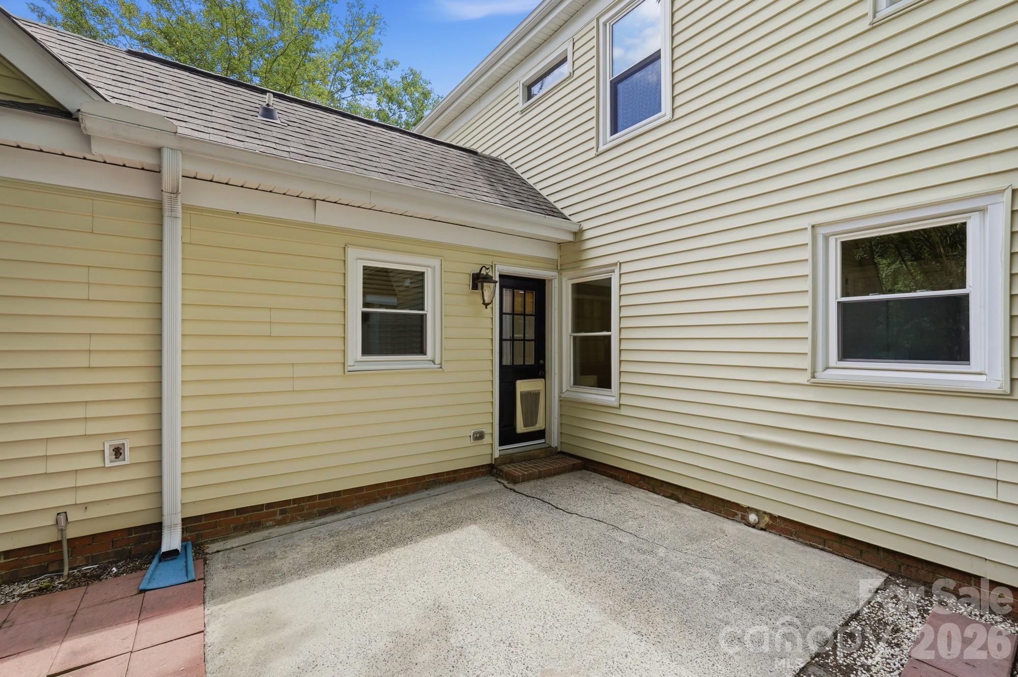 2106 Caleo Circle — Charlotte