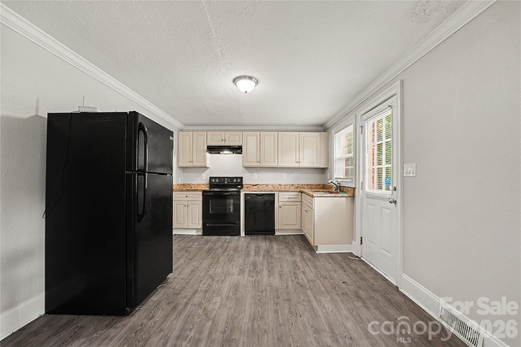 6931 Robinson Church Road — Charlotte