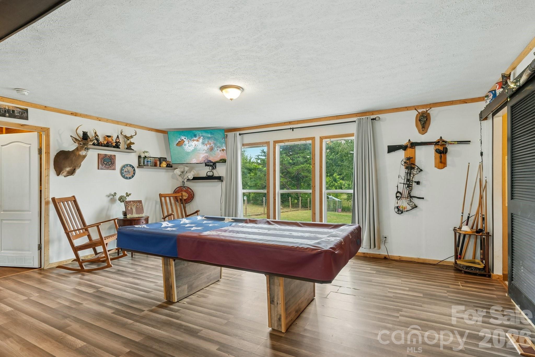 3443 Meldonna Drive — Maiden