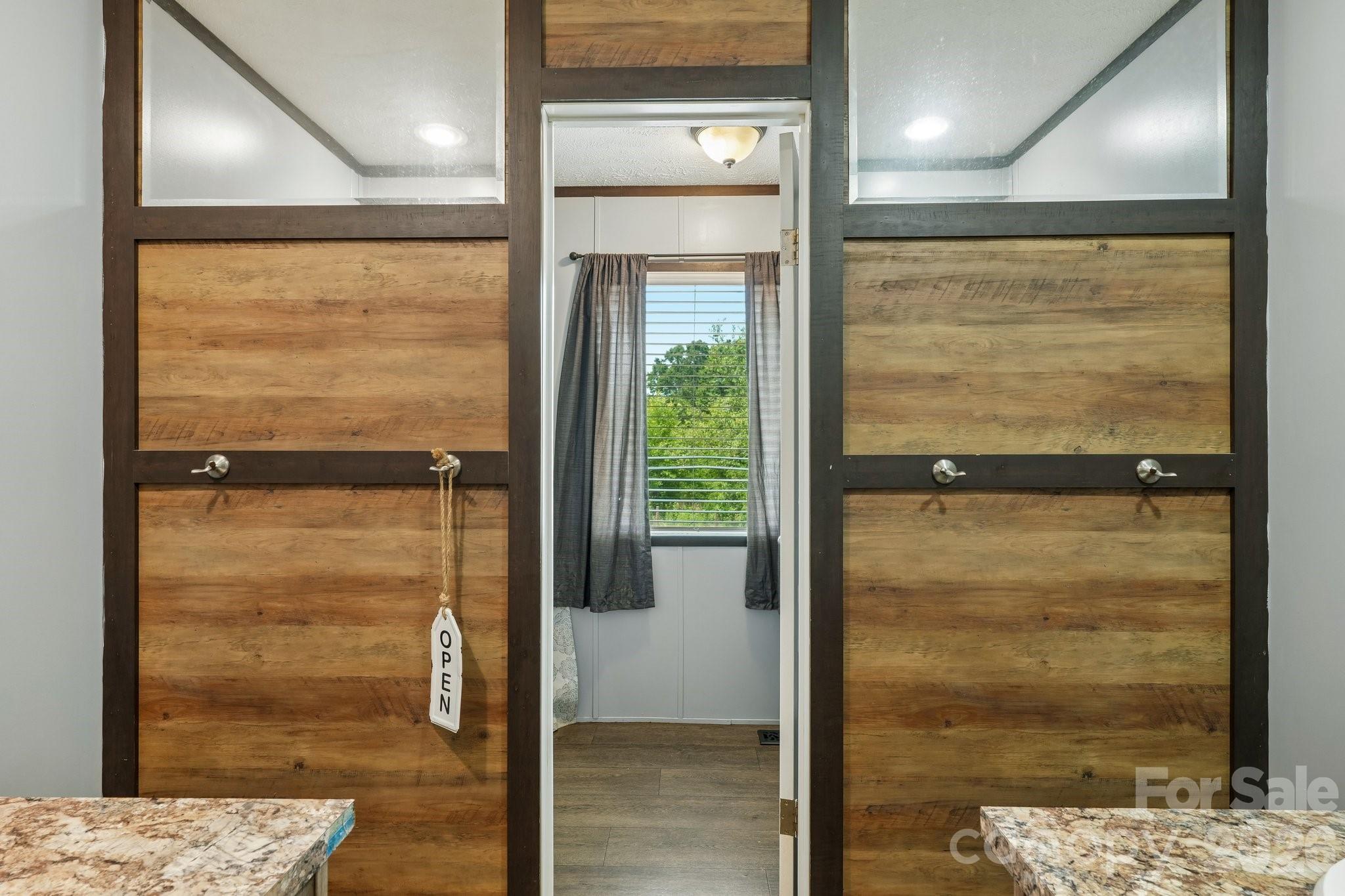 3443 Meldonna Drive — Maiden