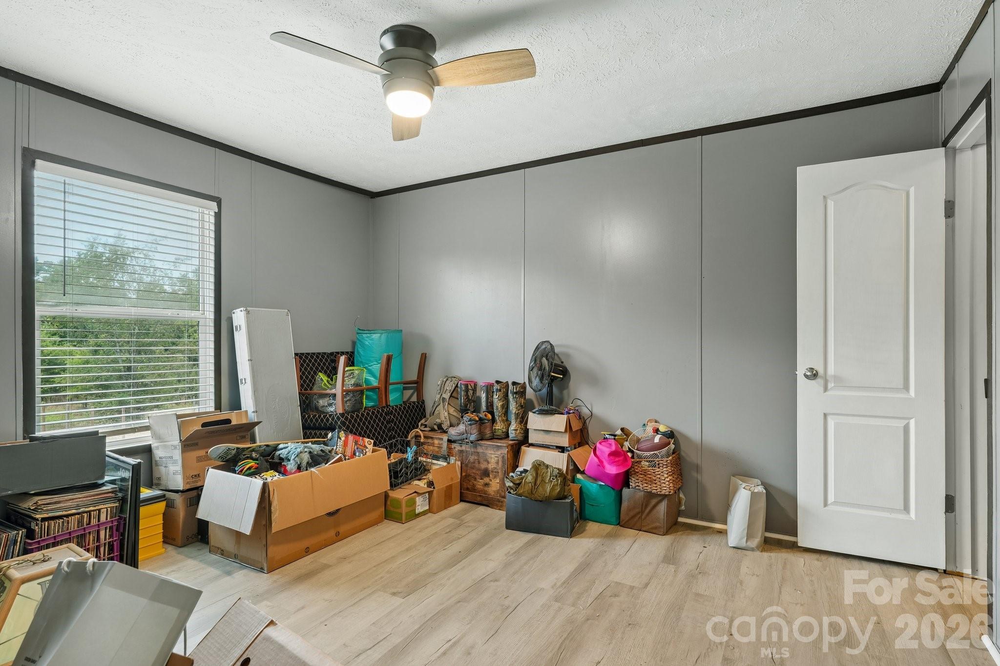 3443 Meldonna Drive — Maiden