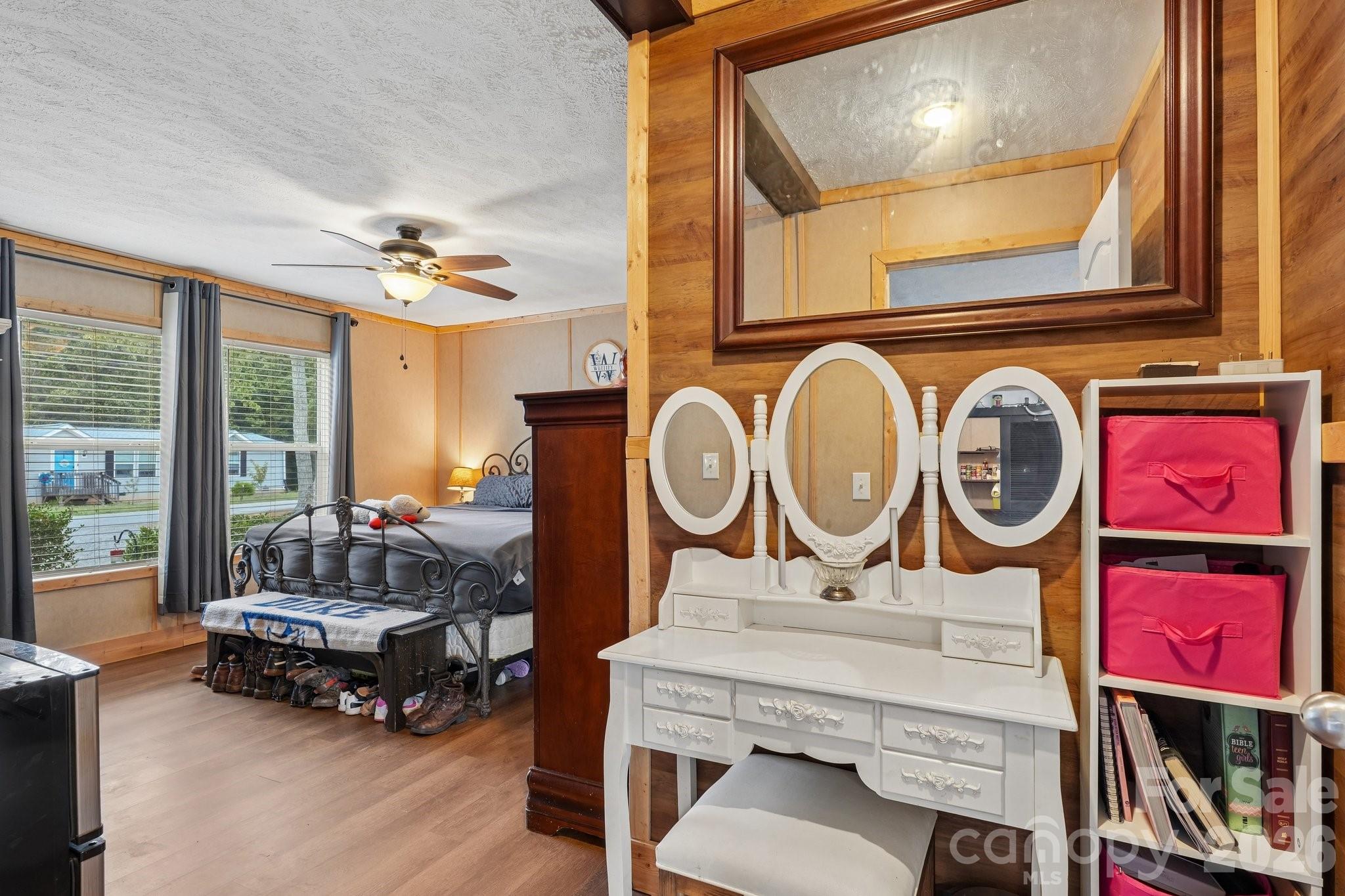 3443 Meldonna Drive — Maiden