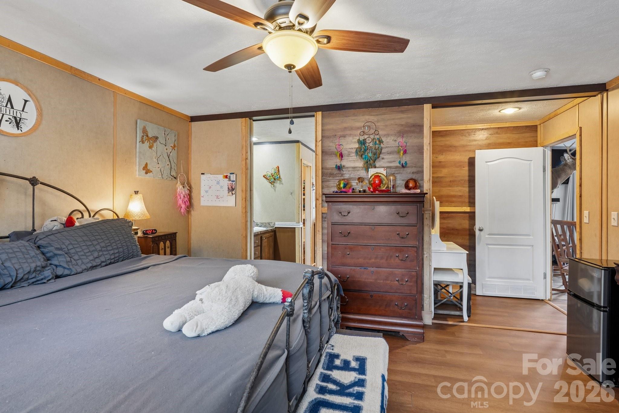 3443 Meldonna Drive — Maiden