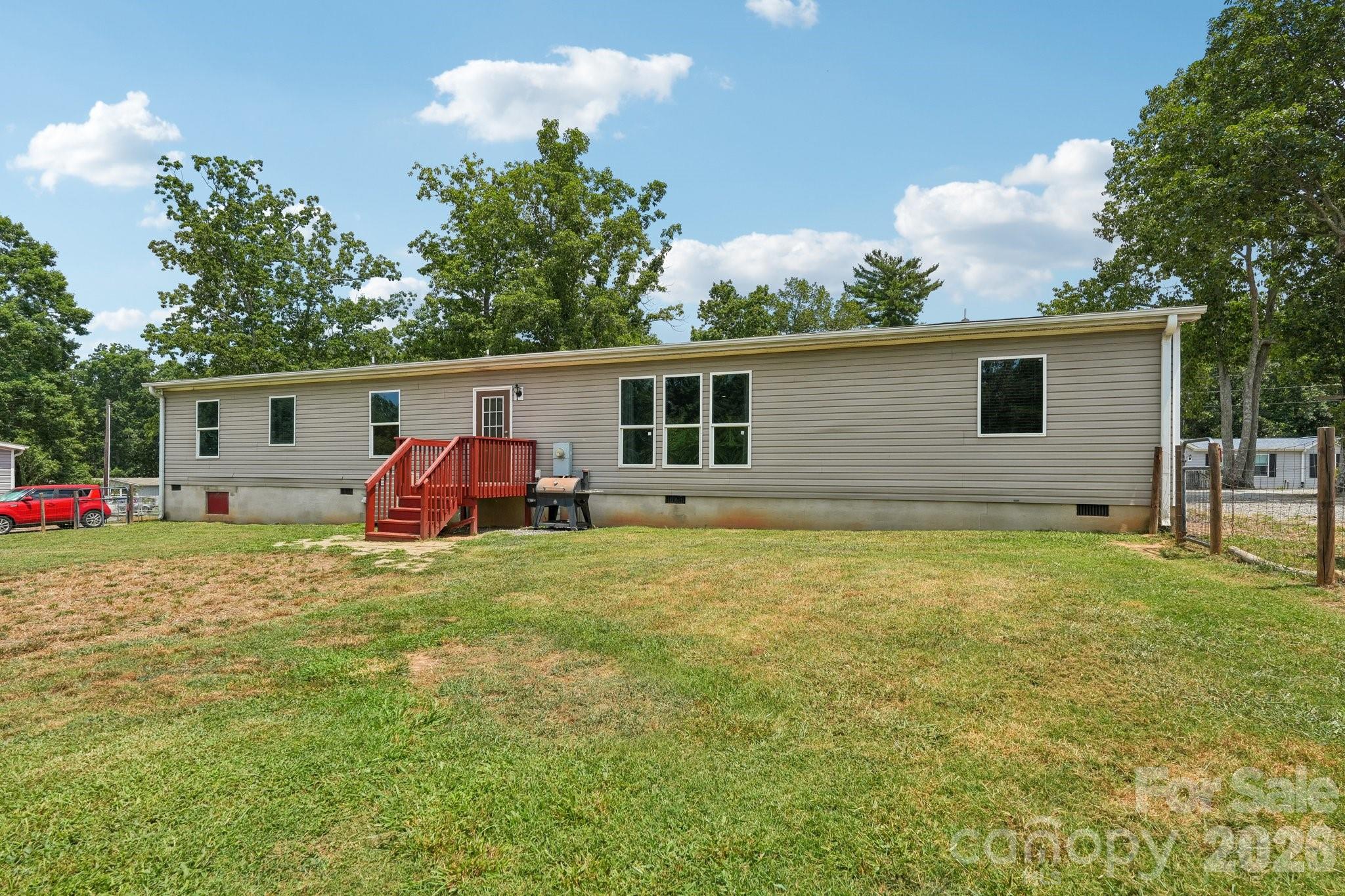 3443 Meldonna Drive — Maiden