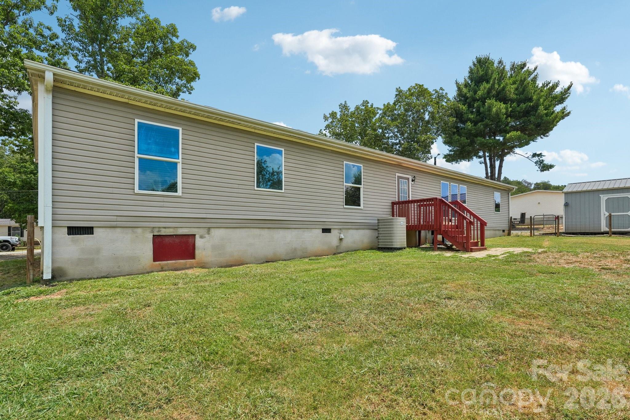 3443 Meldonna Drive — Maiden