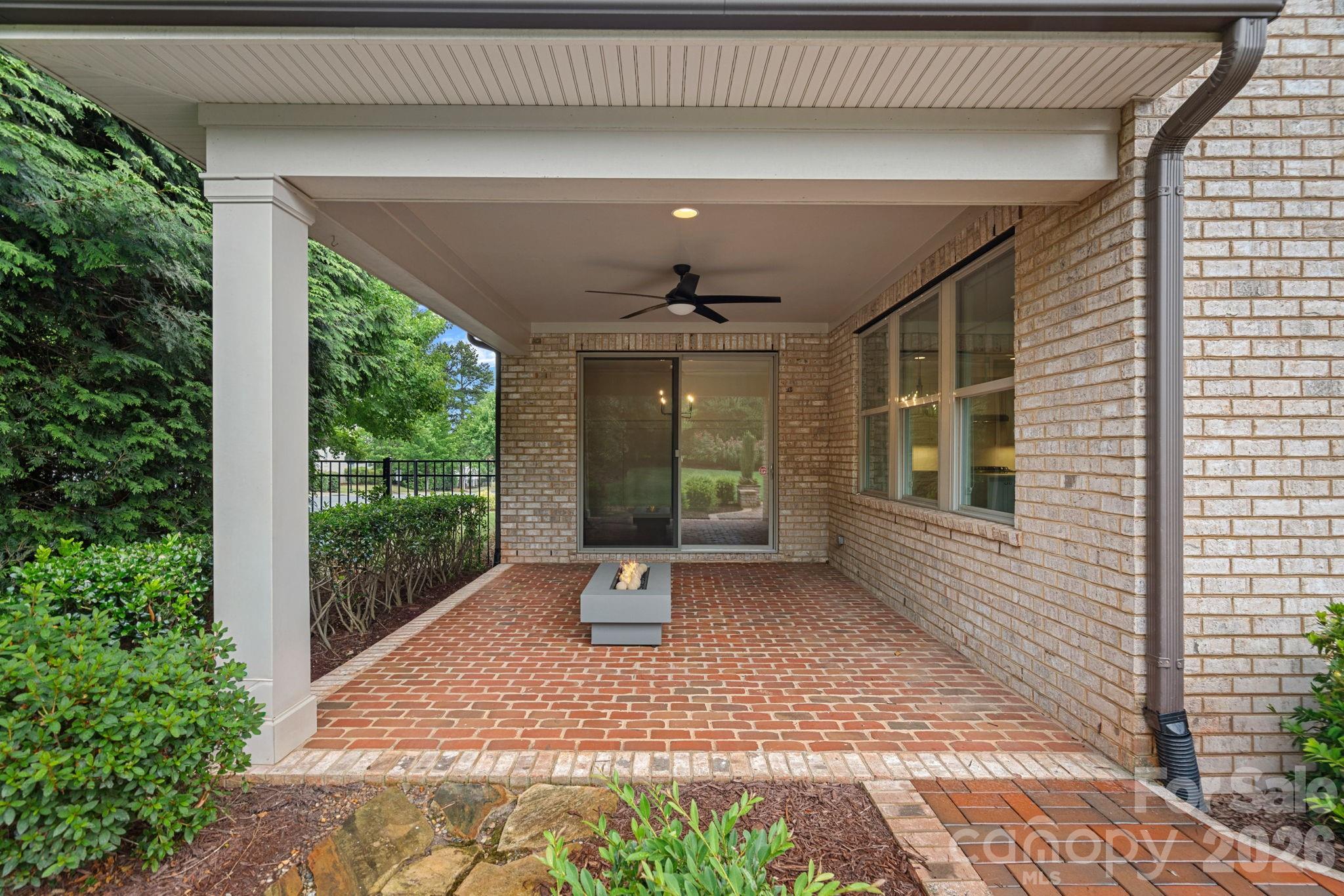 9141 Robbins Preserve Road — Cornelius