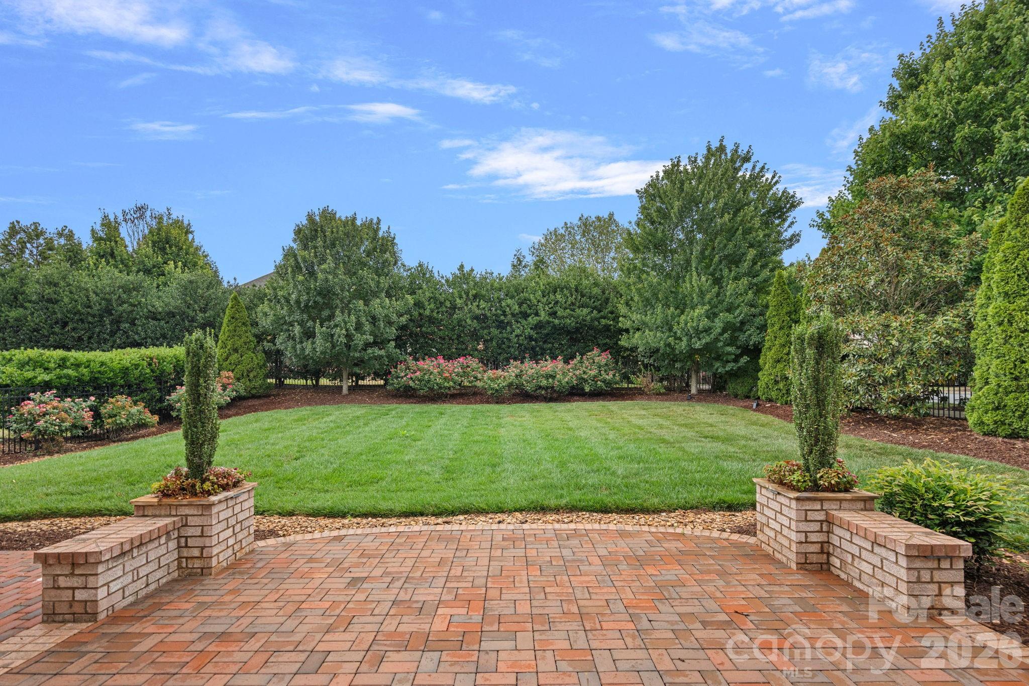 9141 Robbins Preserve Road — Cornelius