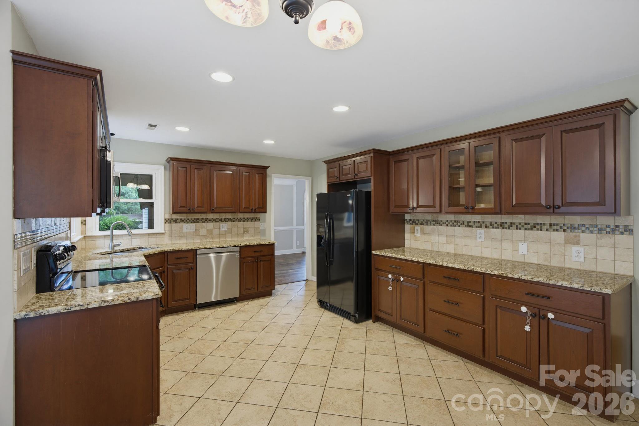 6632 Elmstone Drive — Charlotte