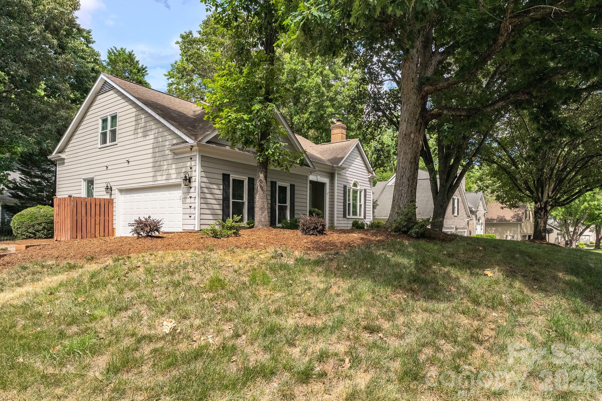 6632 Elmstone Drive — Charlotte