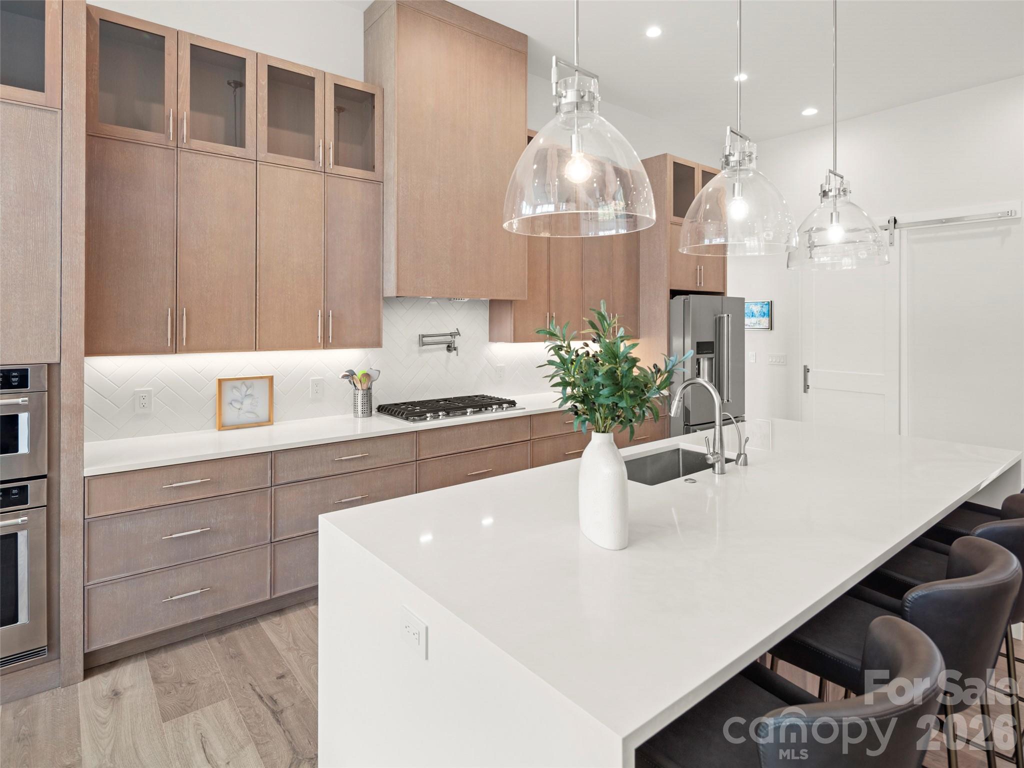 582 Daniel Circle Drive — Mills River