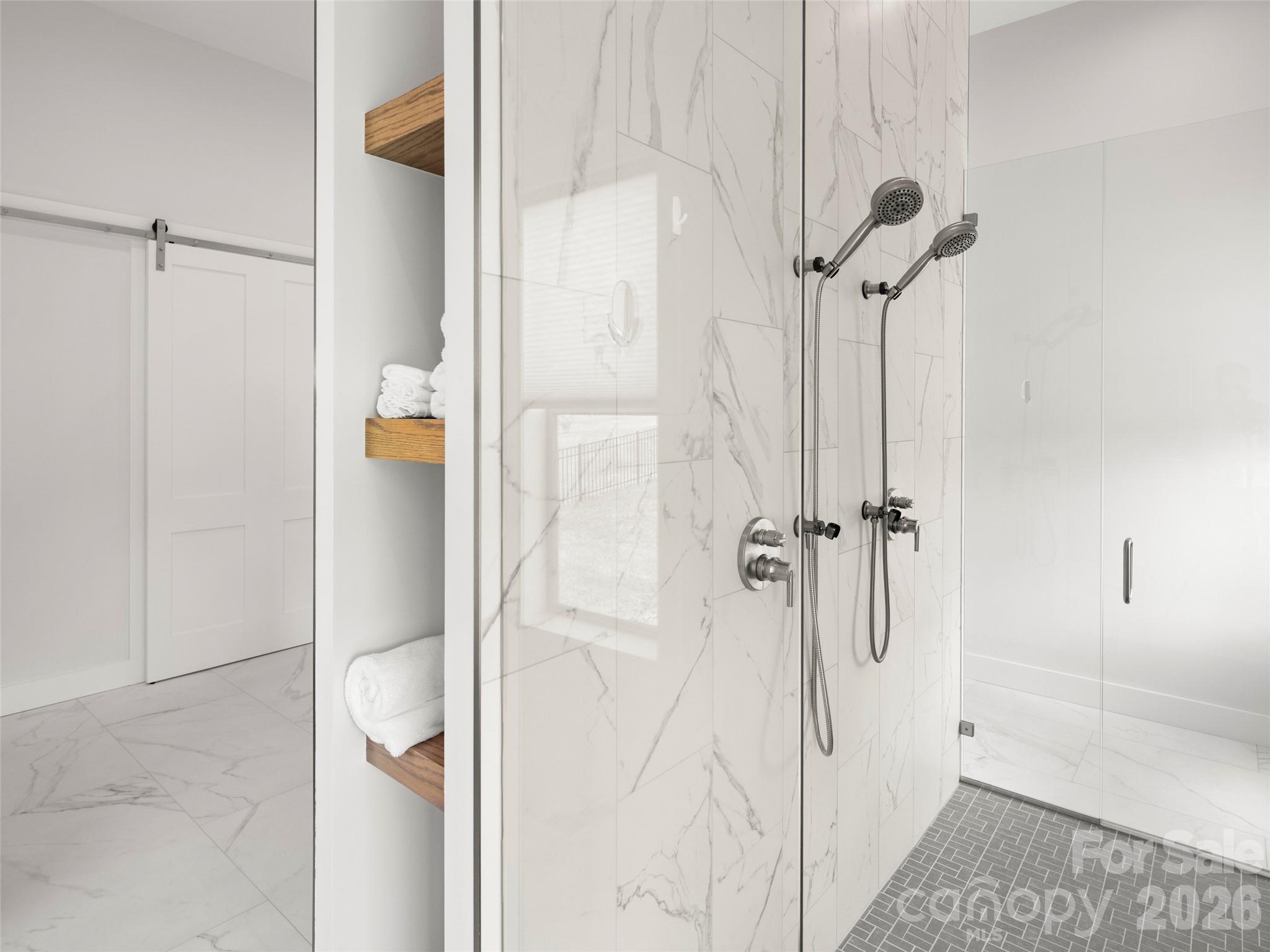 582 Daniel Circle Drive — Mills River