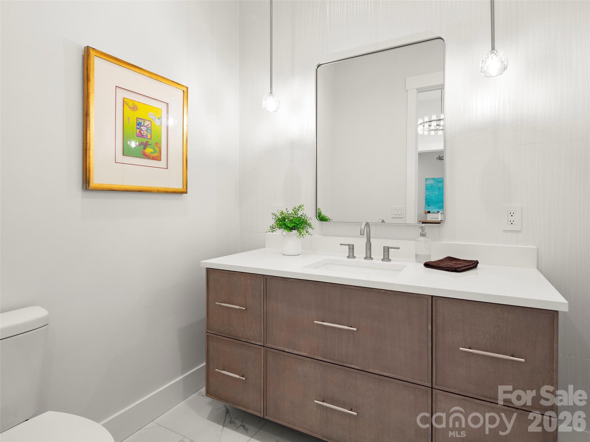 582 Daniel Circle Drive — Mills River