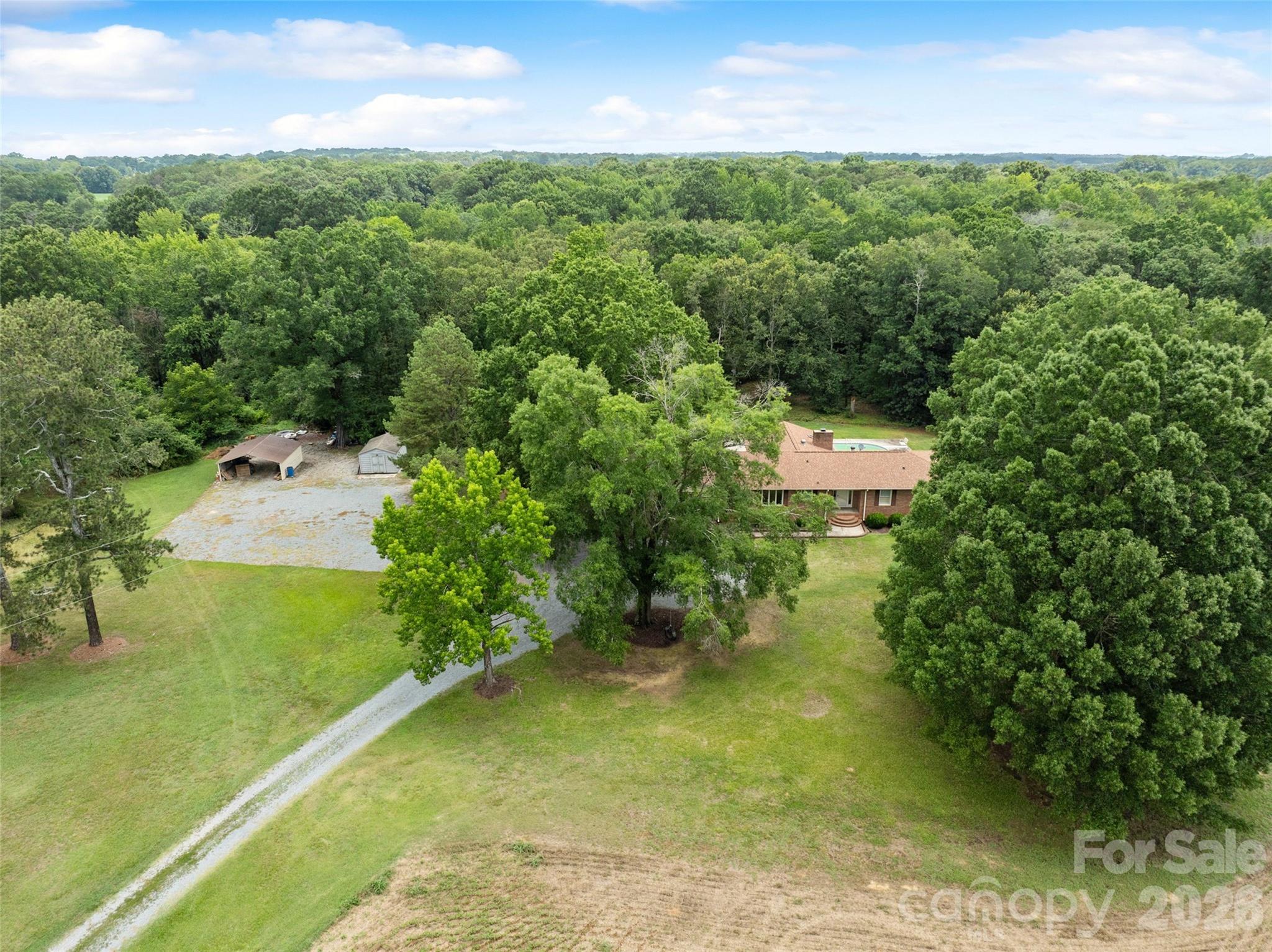 1515 Hasty Road — Marshville