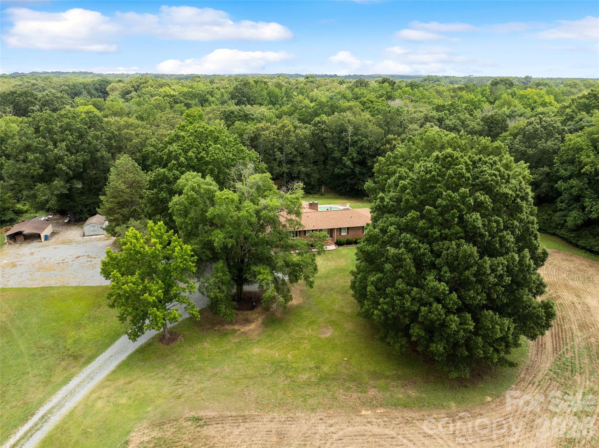 1515 Hasty Road — Marshville