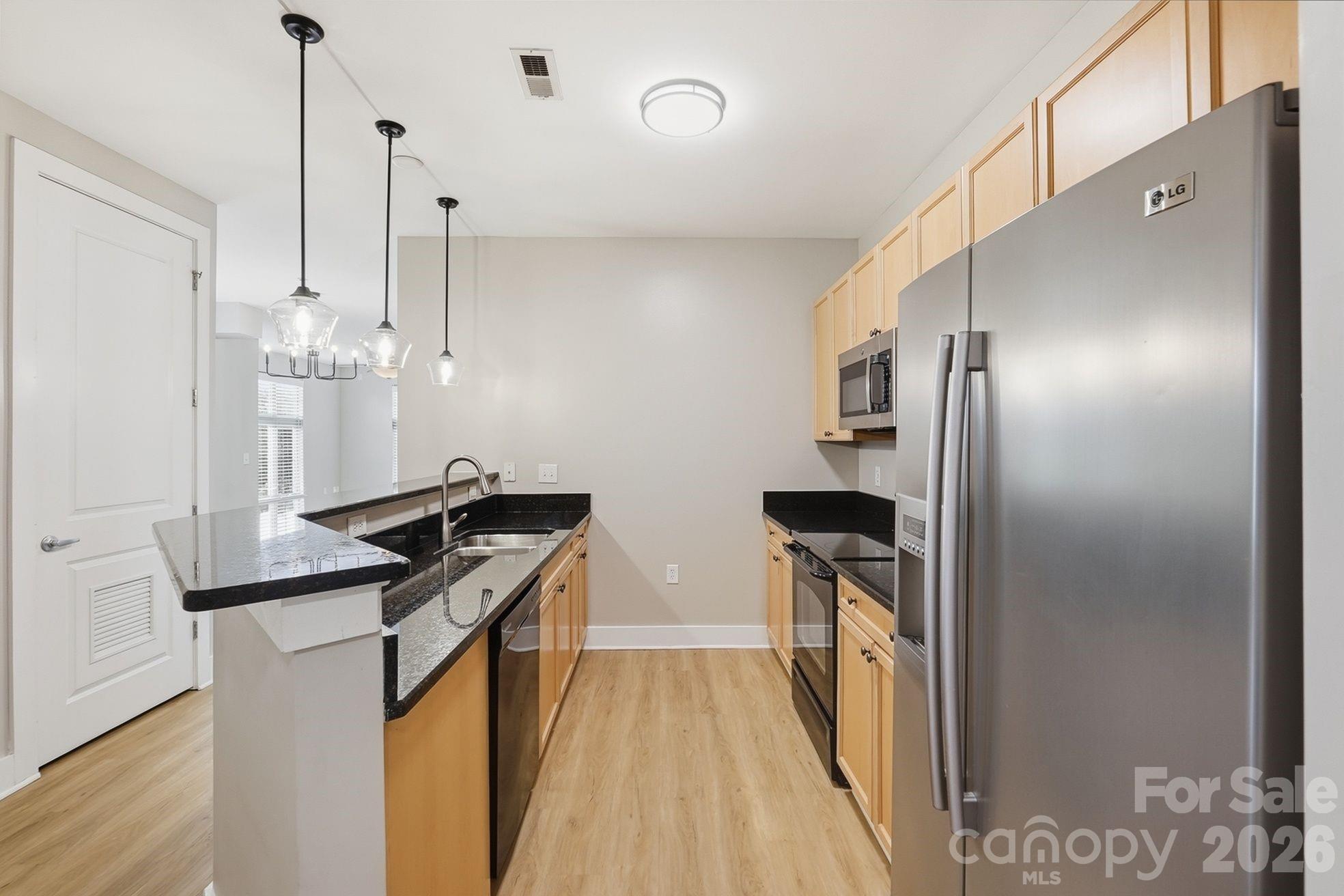 1101 W 1st Street #418 — Charlotte
