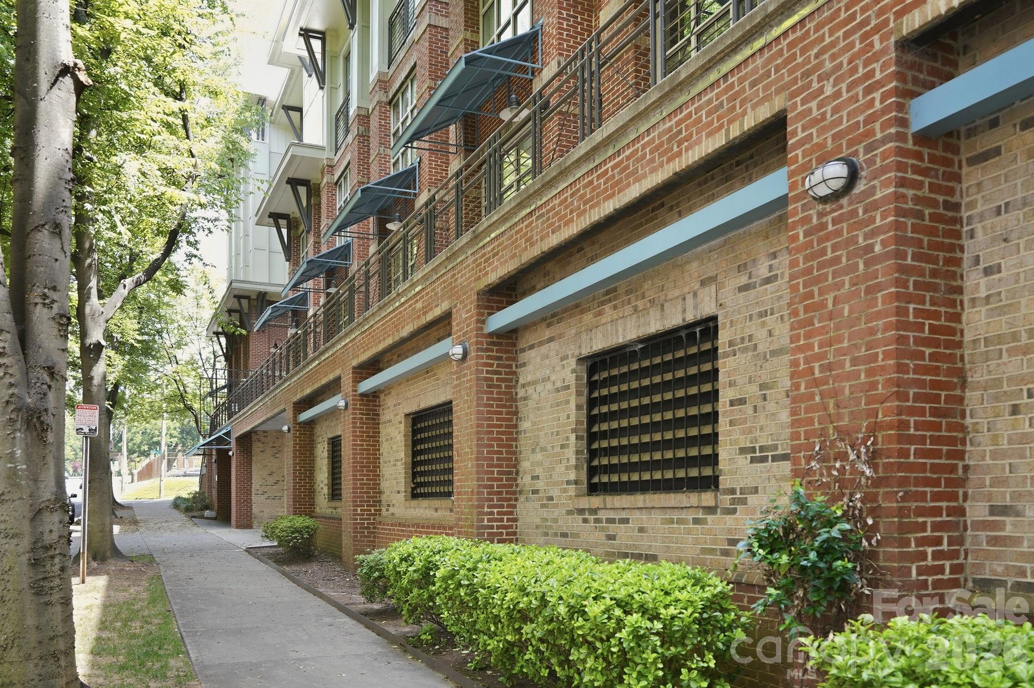 1101 W 1st Street #418 — Charlotte