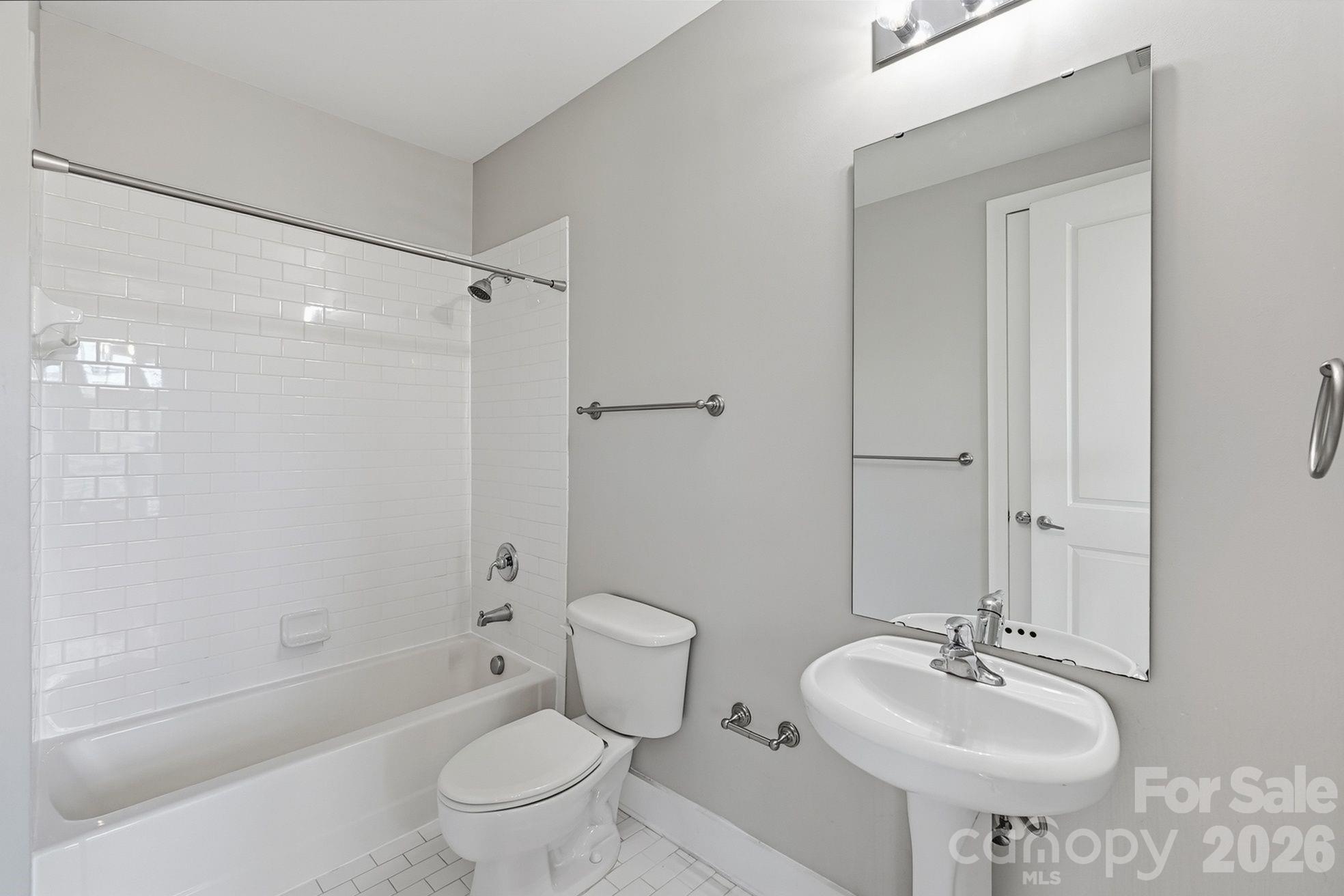 1101 W 1st Street #418 — Charlotte