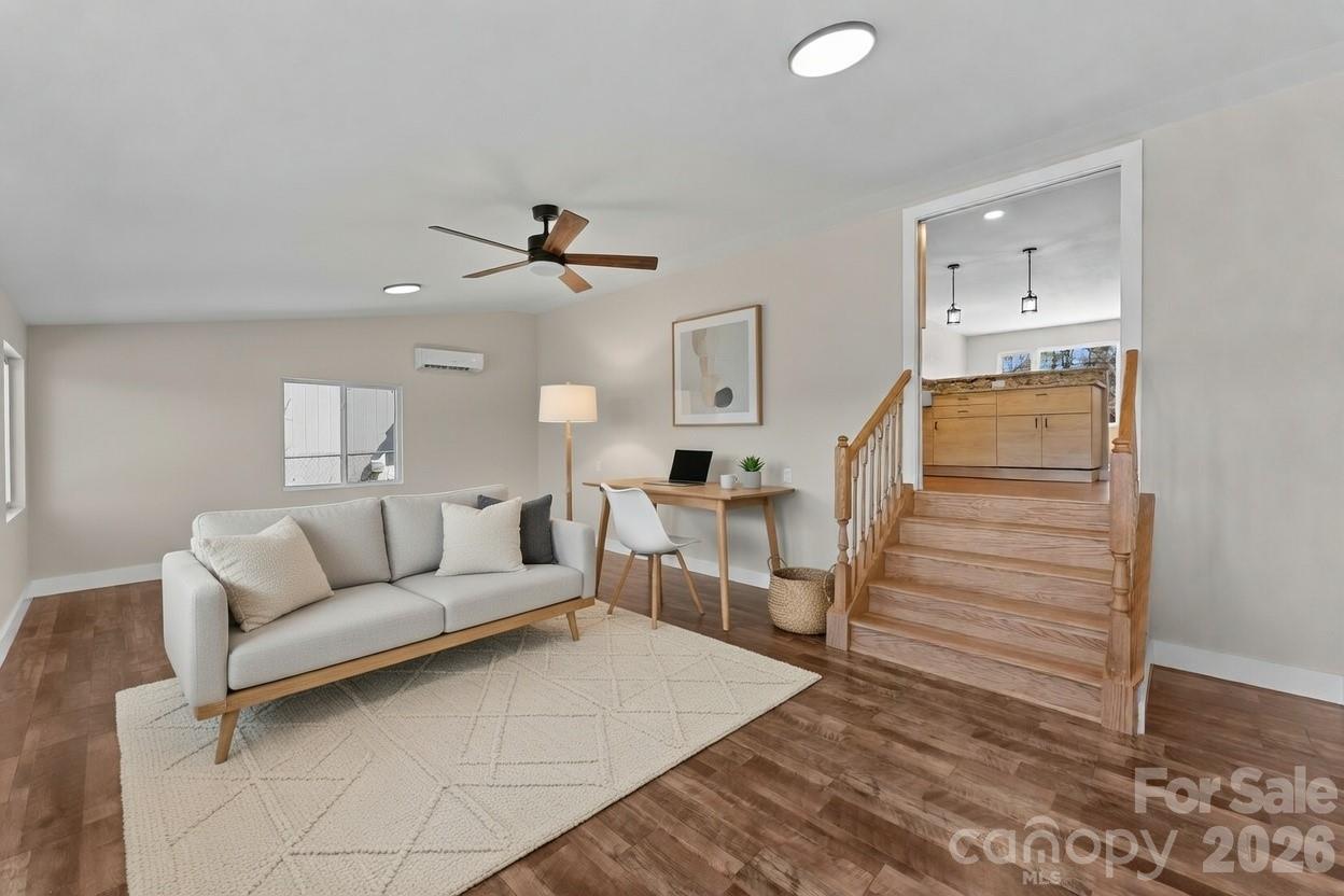 88 Skyview Terrace — Asheville