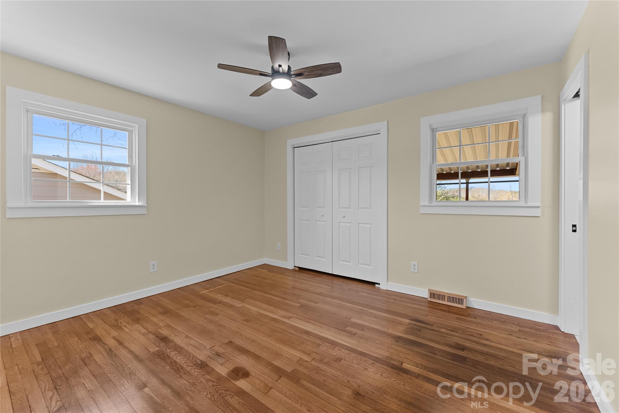88 Skyview Terrace — Asheville