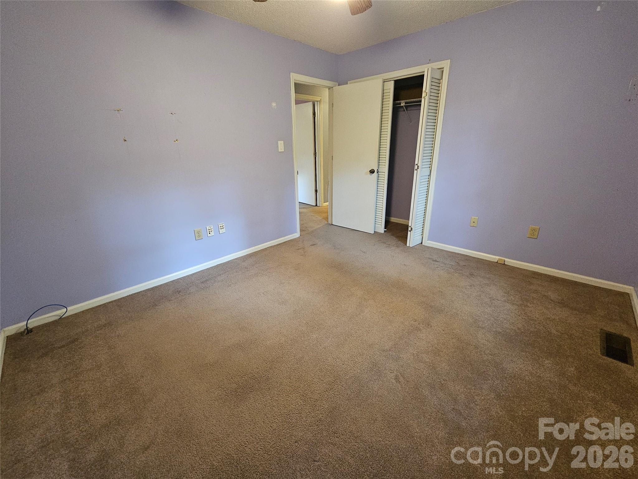 11488 Beagle Street — Midland