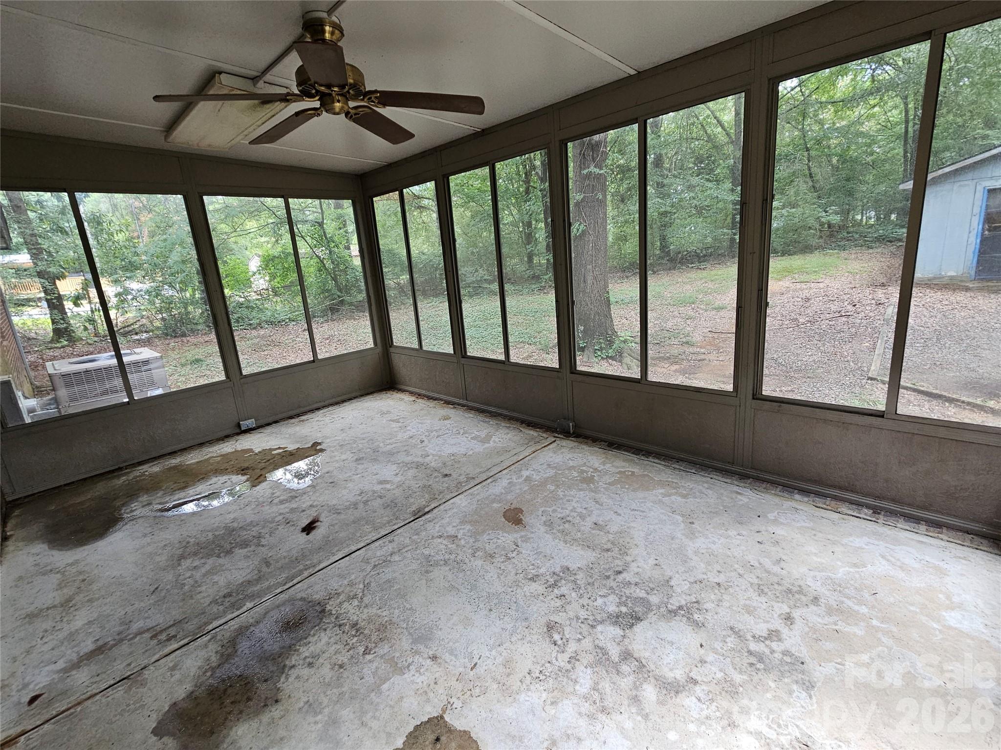11488 Beagle Street — Midland