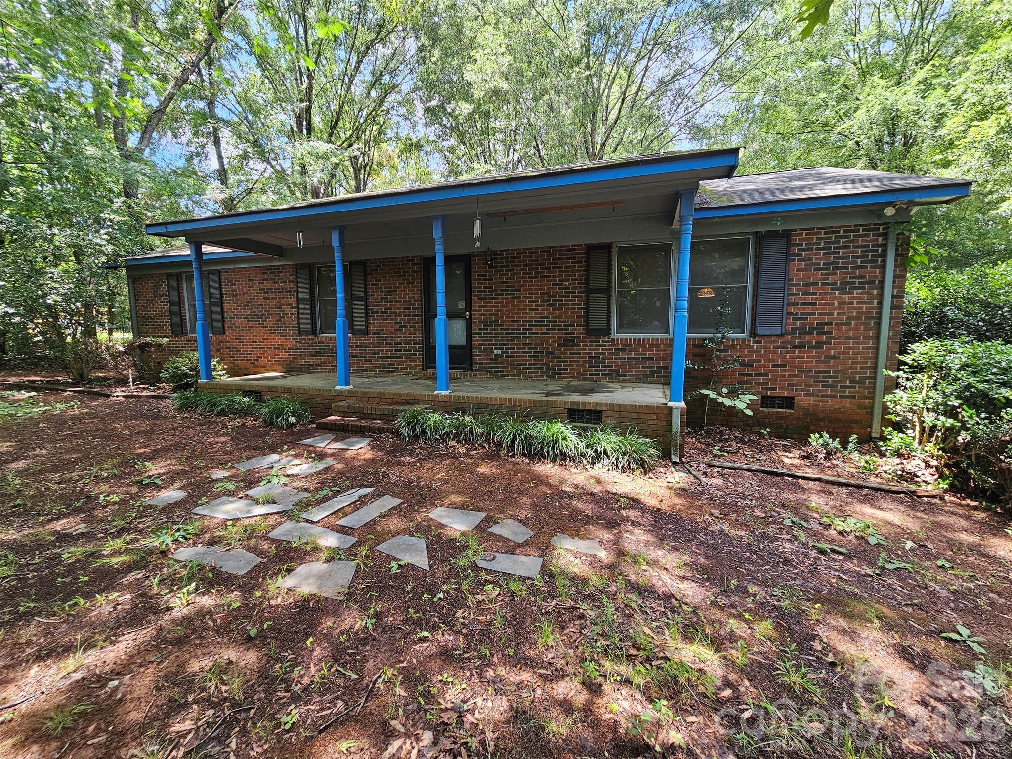 11488 Beagle Street — Midland