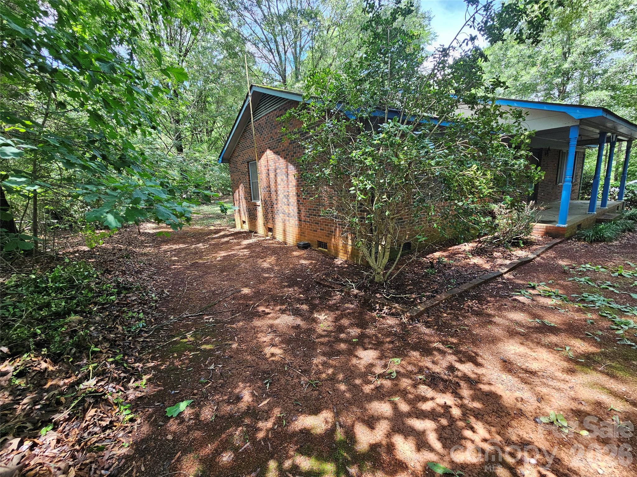 11488 Beagle Street — Midland