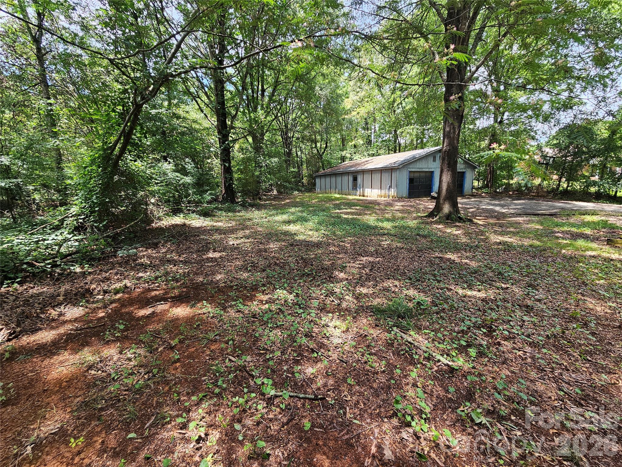 11488 Beagle Street — Midland